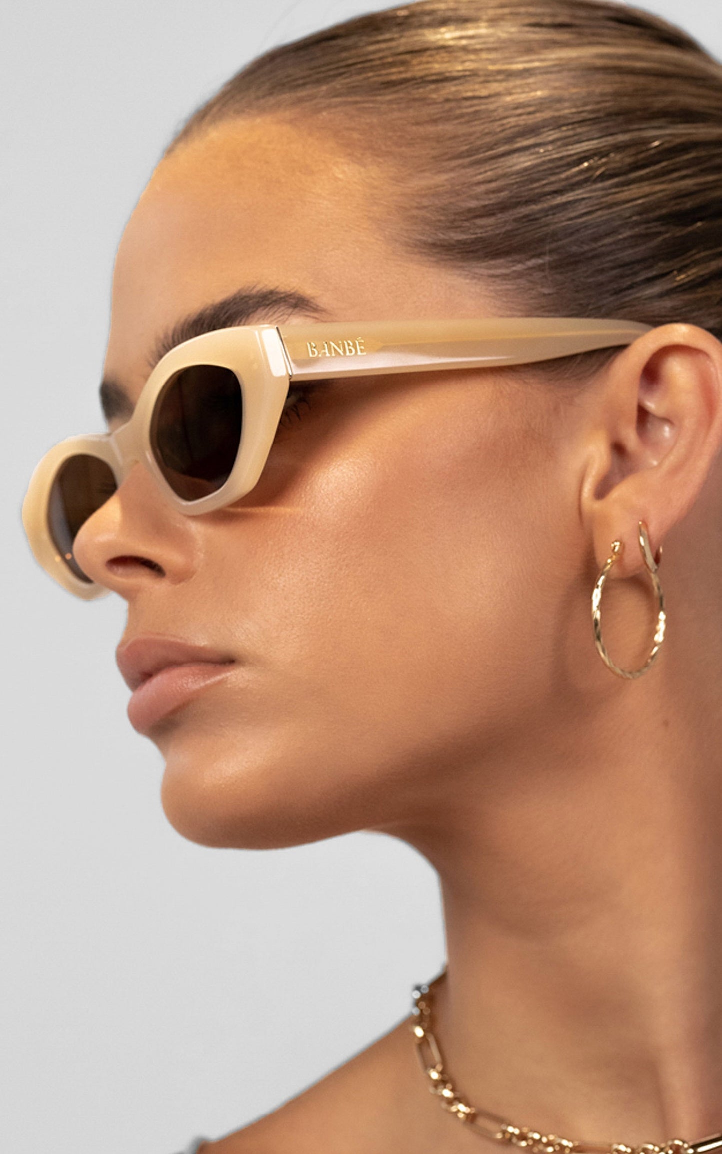 Banbe Eyewear - The Eva in Milk Brown