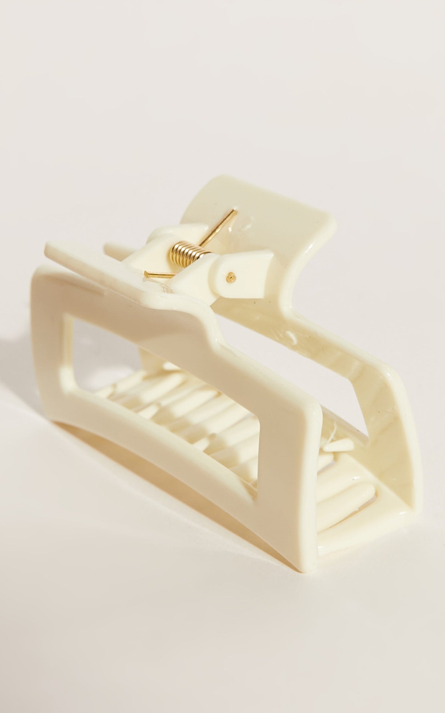 Torres Hair Clip in Cream