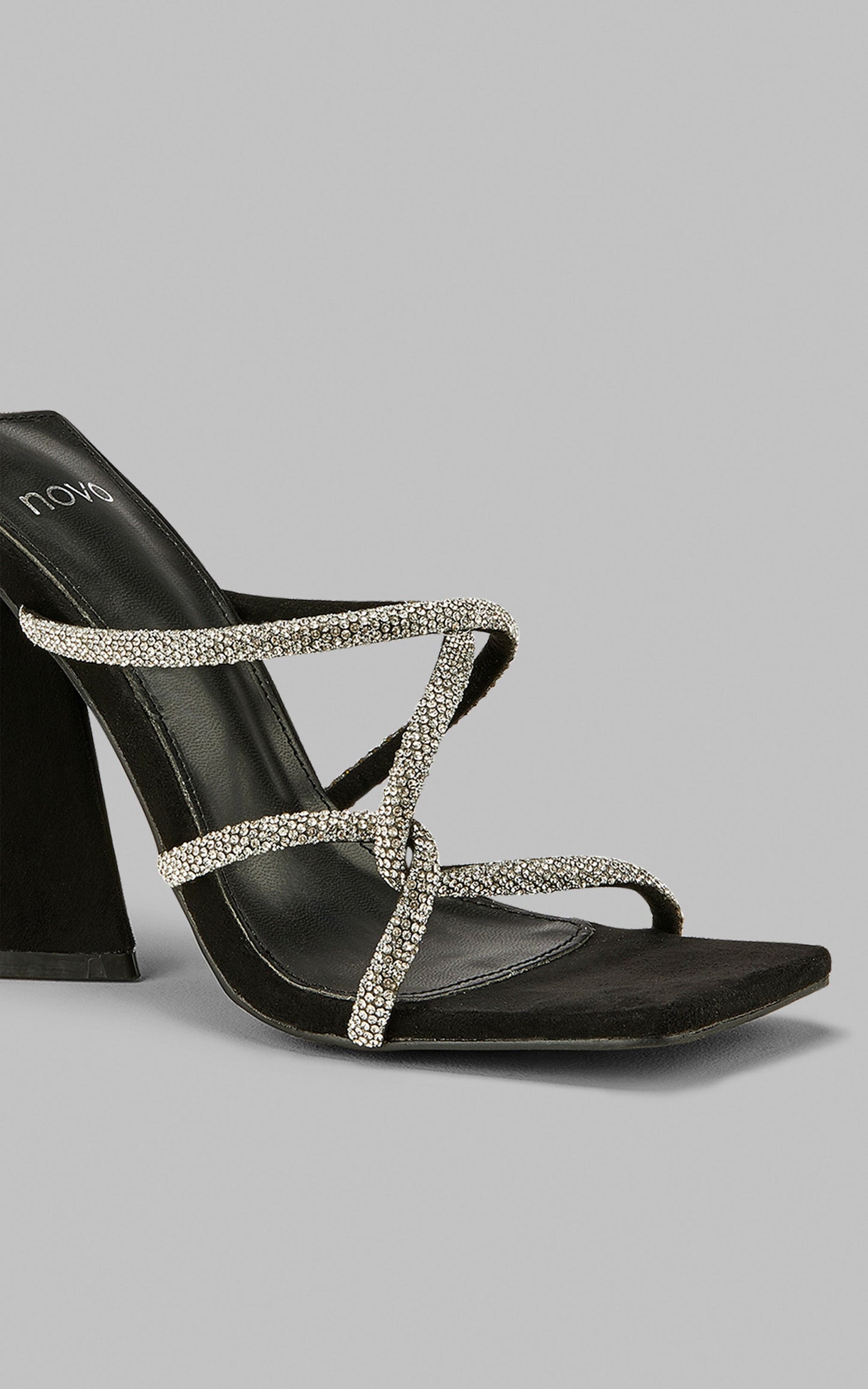 Novo - Zabana Heels in Black