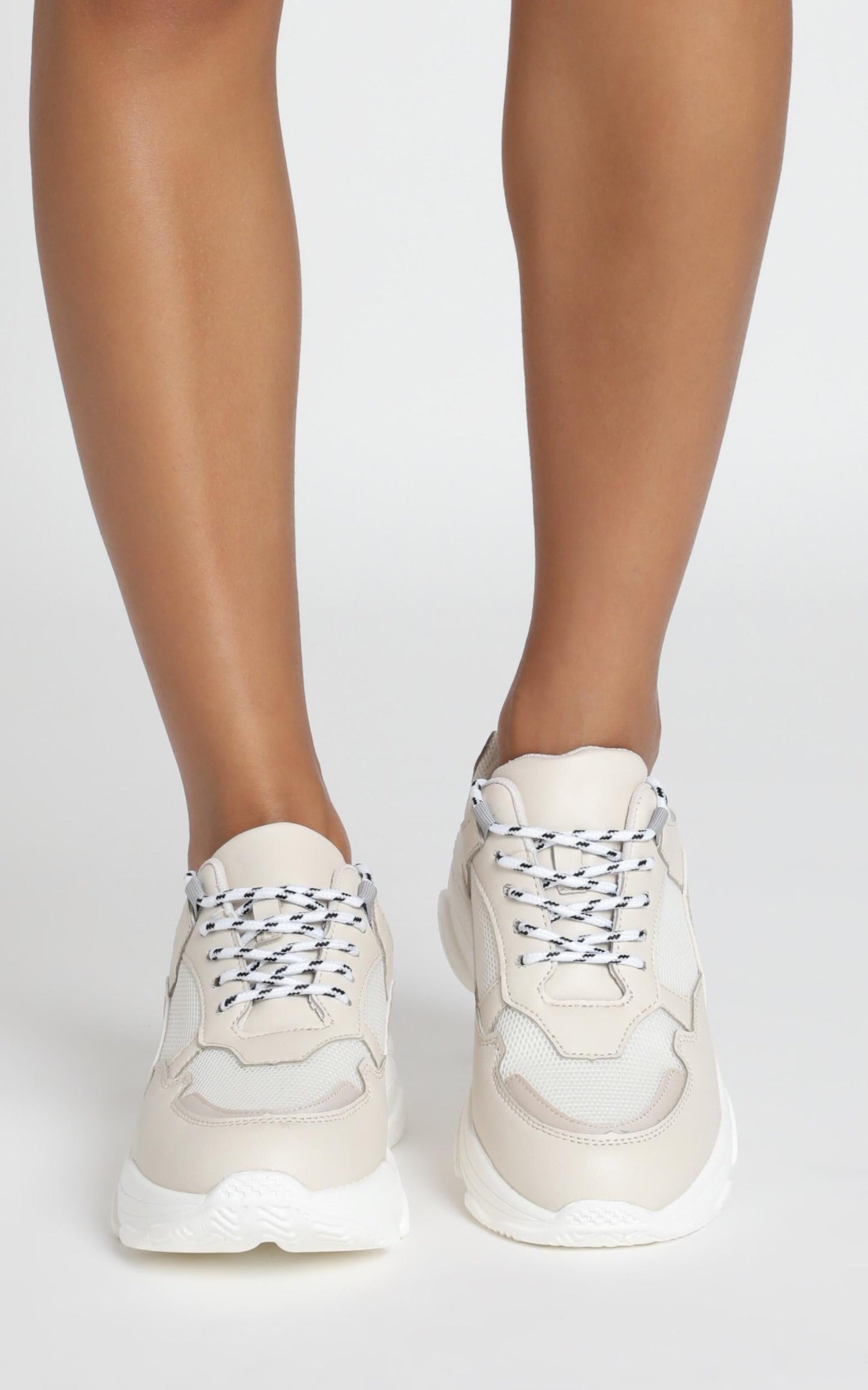 Billini - Stassi Sneakers in Beige