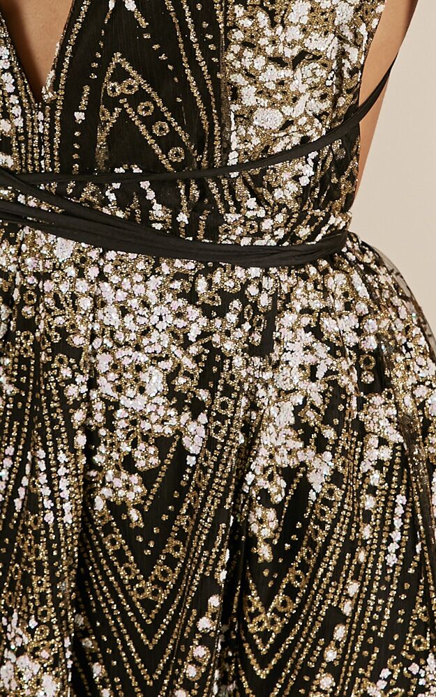 NEW YORK NIGHTS MAXI DRESS - SEQUIN PLUNGE CROSS BACK DRESS in Black