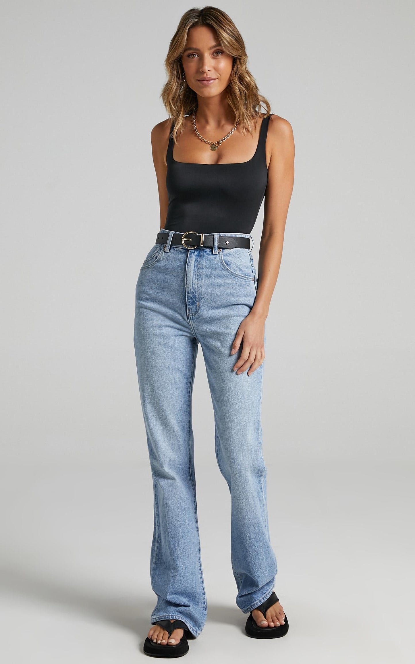 Rolla's - Dusters Boot Cut Jean in Sunshine Blue