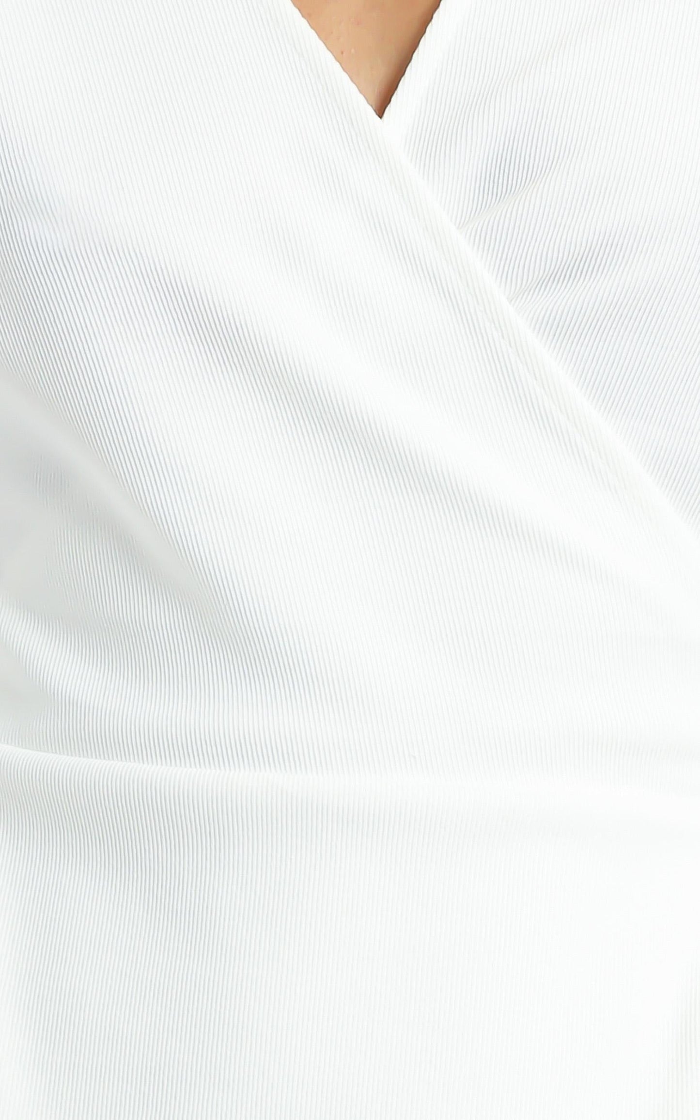 Eyes Talk Dress in White