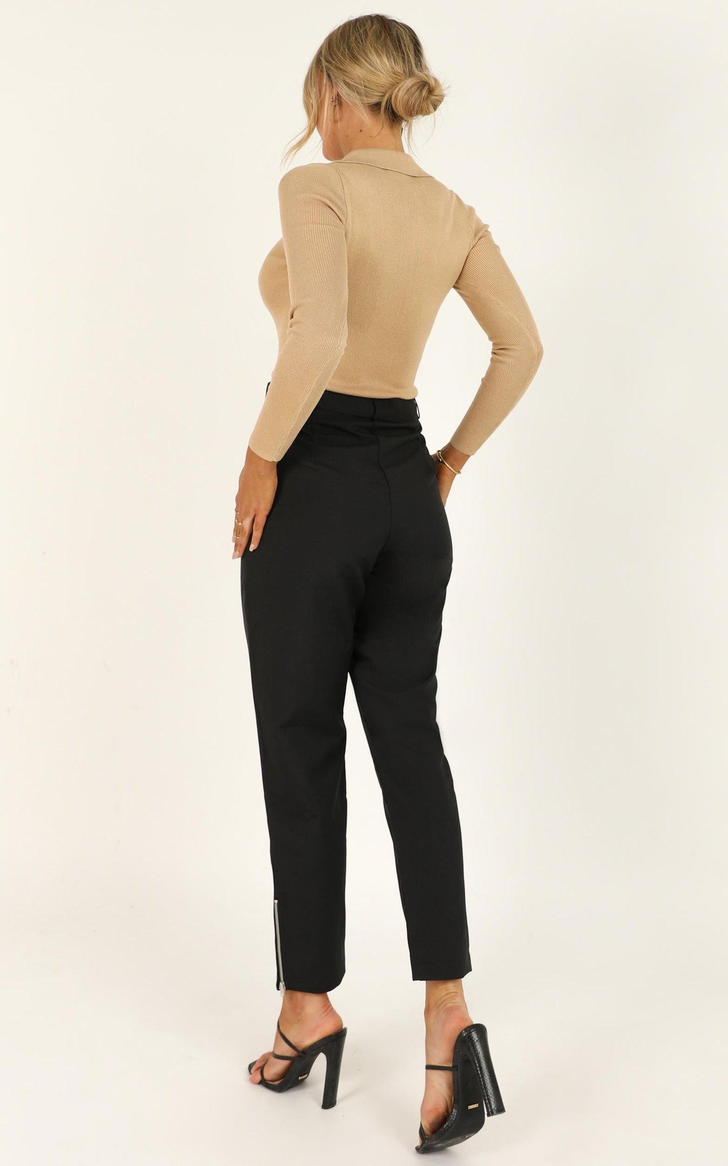 Field Trip Pants In Black