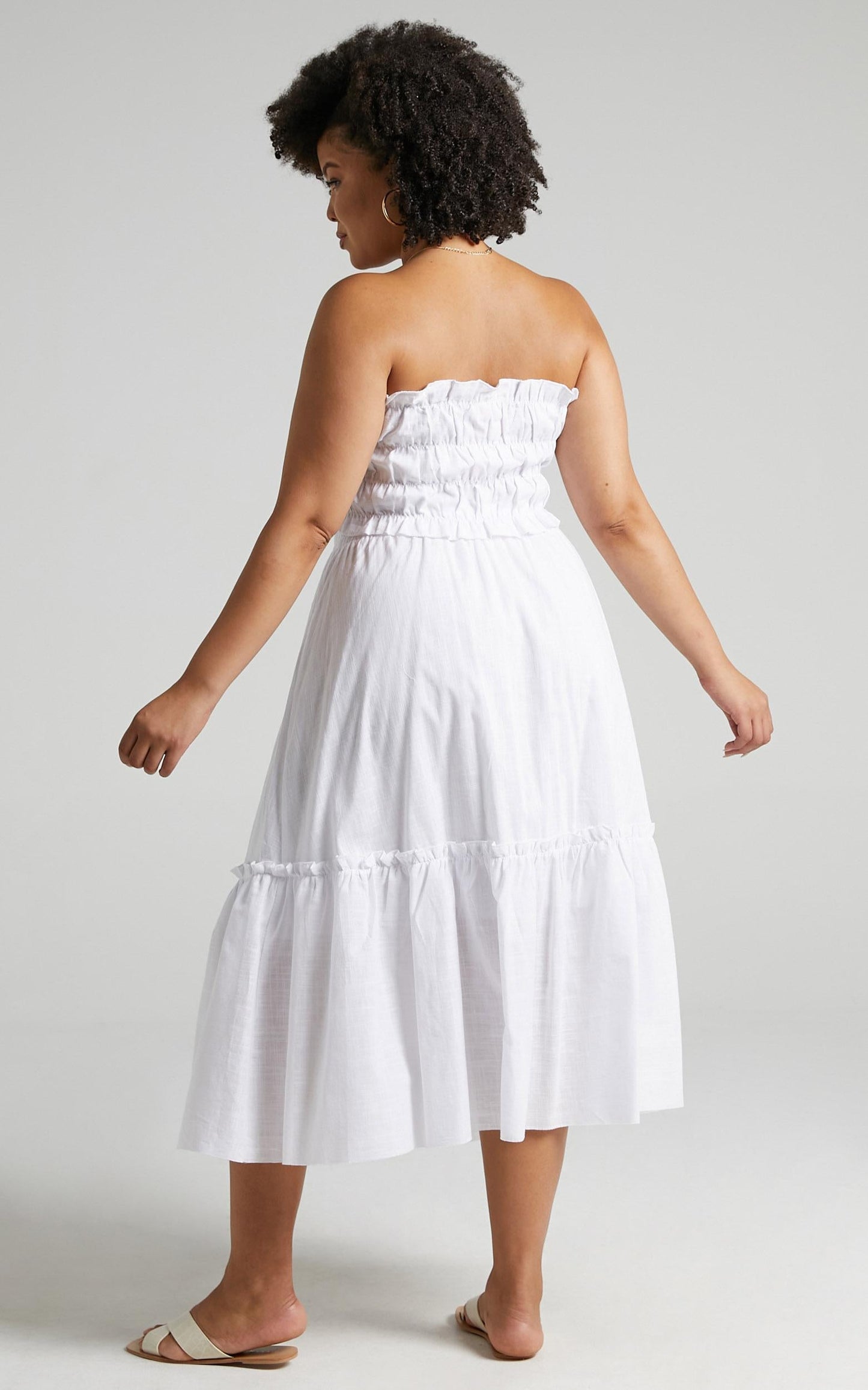 In Their Eyes Two Piece Set in White Linen Look