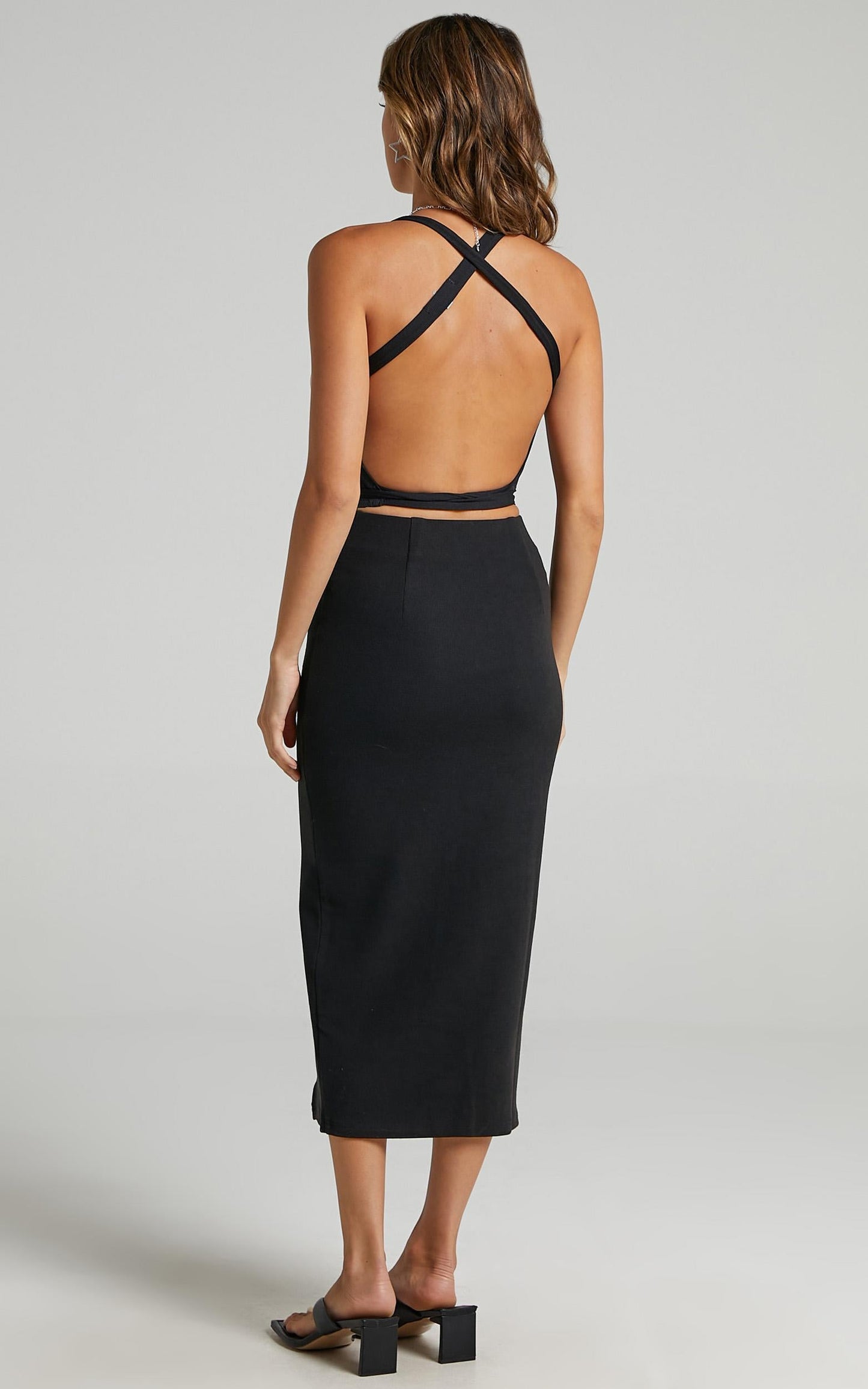 Into Motion Skirt in Black Rib