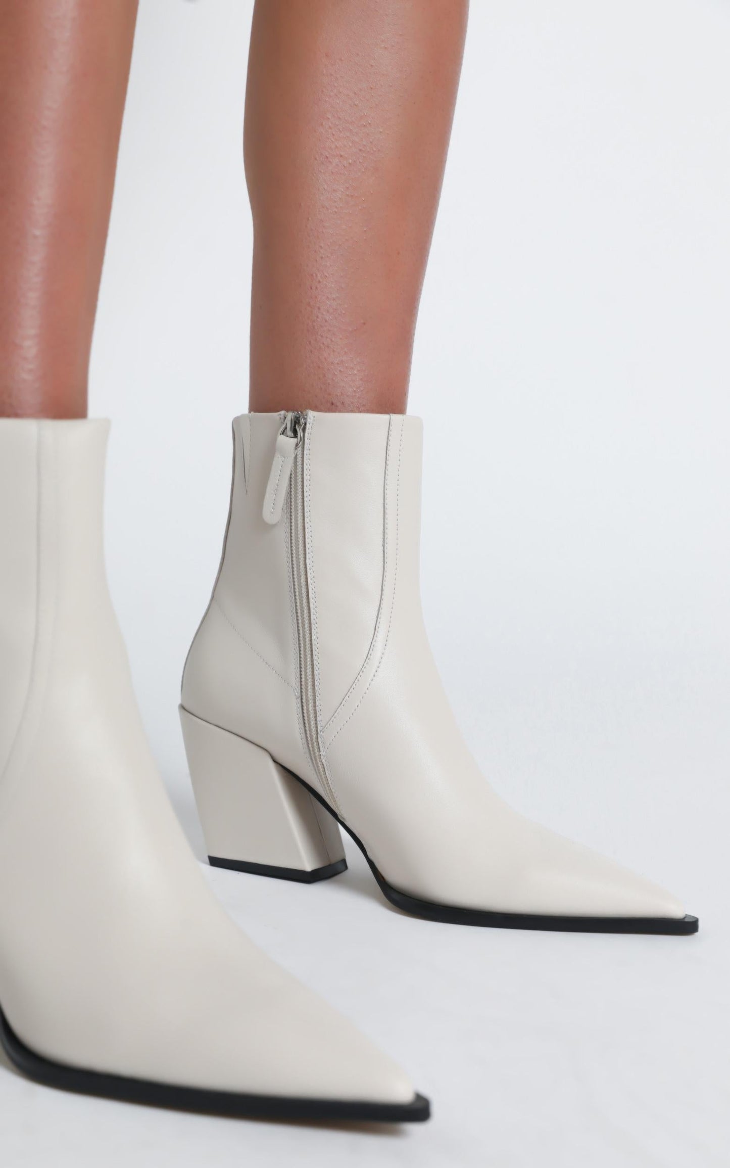 Alias Mae - Knight Boots in Bone Leather