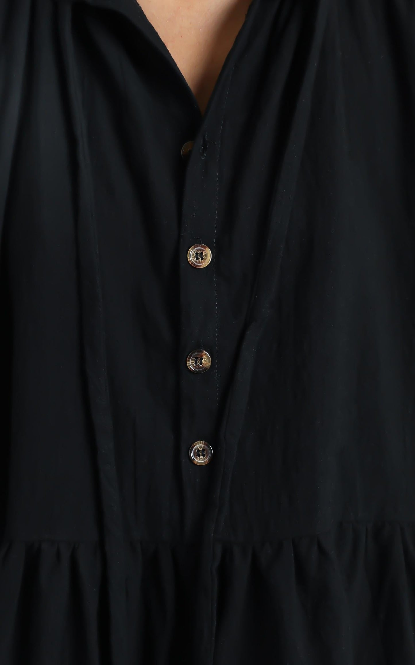 Lullaby Club - Avalon Smock Dress in Jett