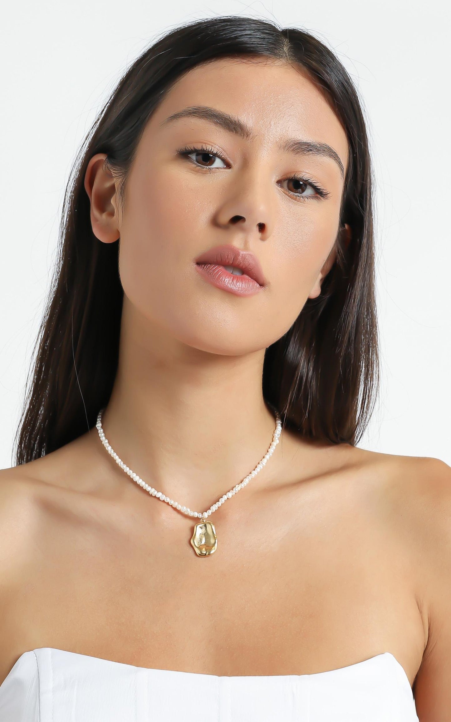 Jolie & Deen - Martina Pearl Necklace in Gold