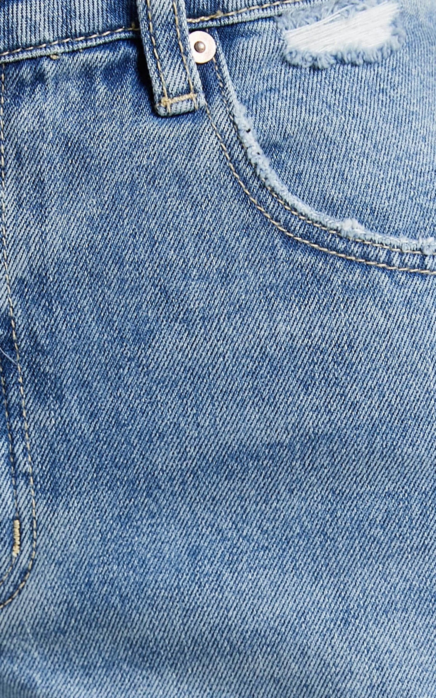 Abrand - A Claudia Cut Off Denim Short in Angie Blue