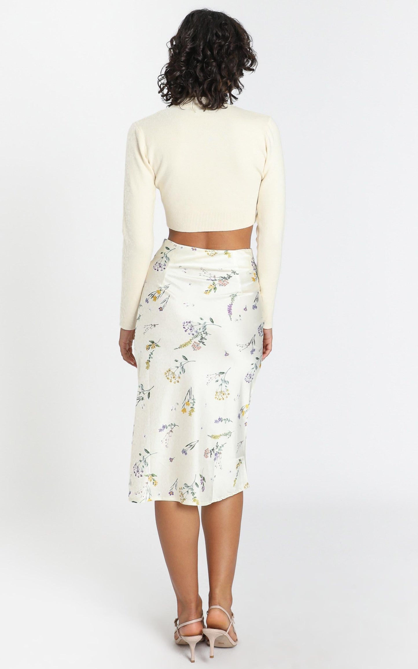 Creating Art Skirt in Botanical Floral