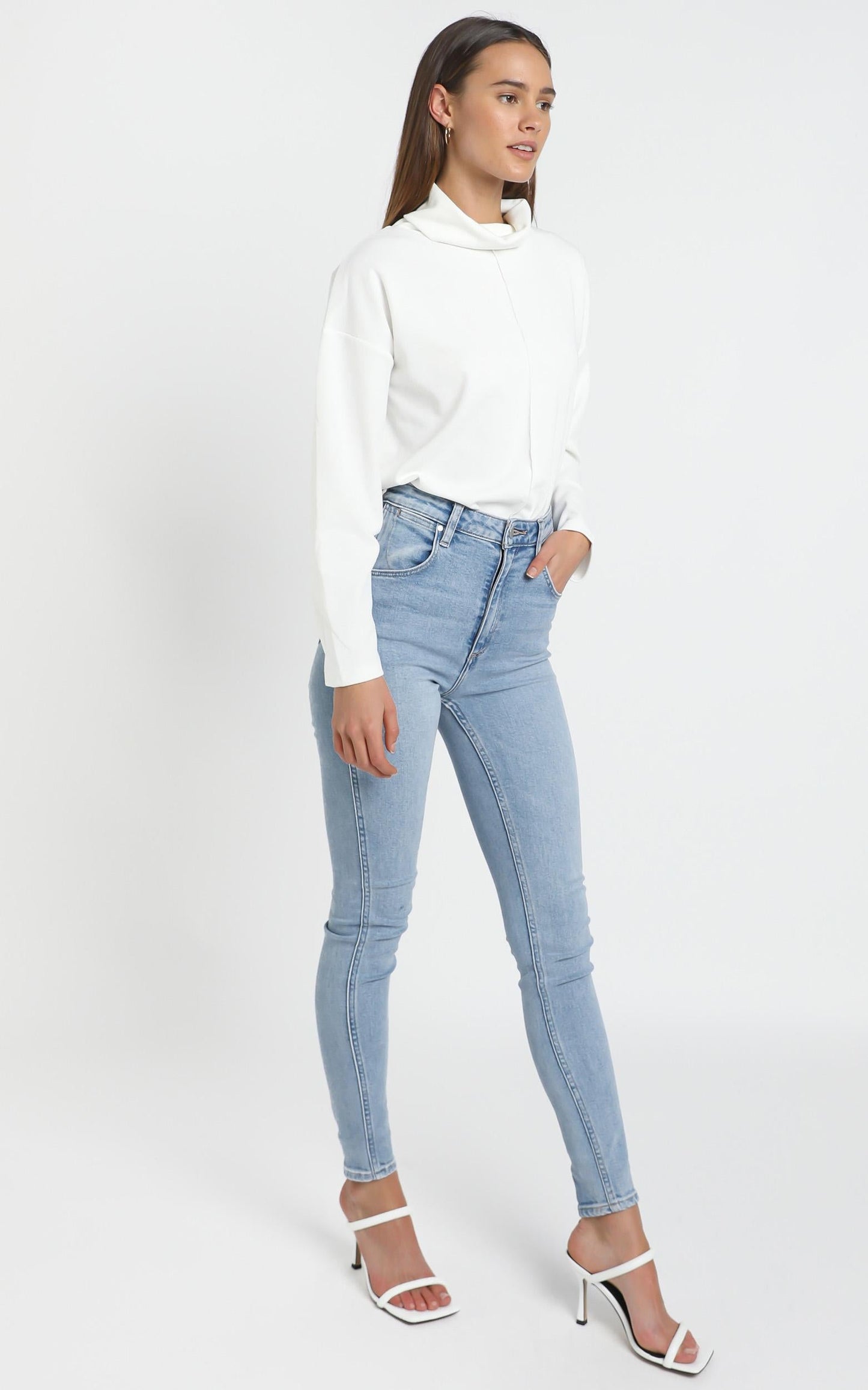 Sara Sweater in White