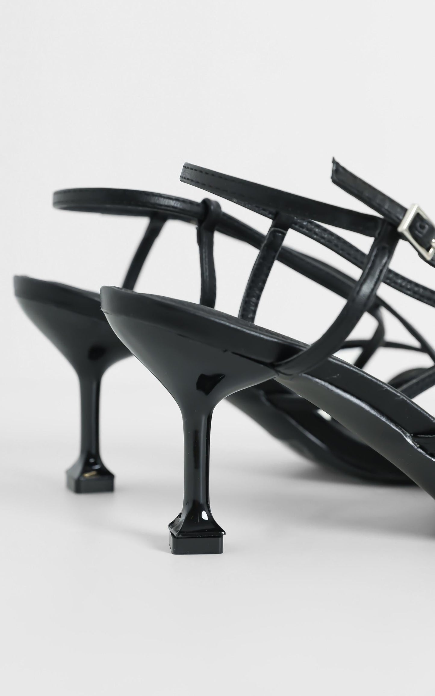 Verali - Neve Heels in Black