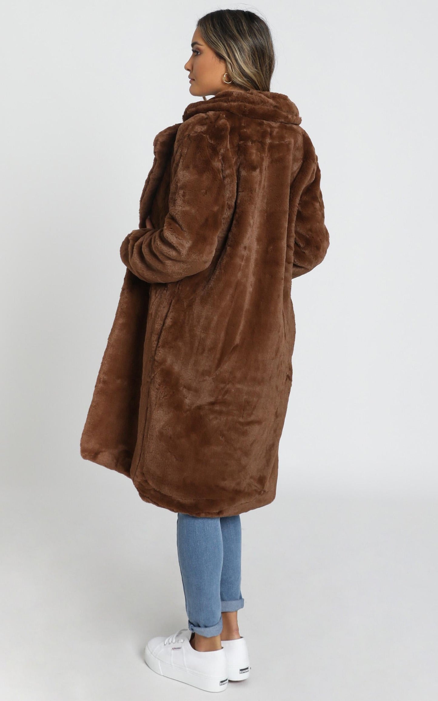 Warm And Cosy Coat In Chocolate