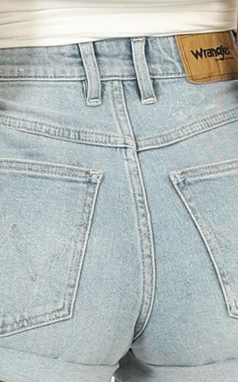 Wrangler - Hourglass Denim Short In Starlight