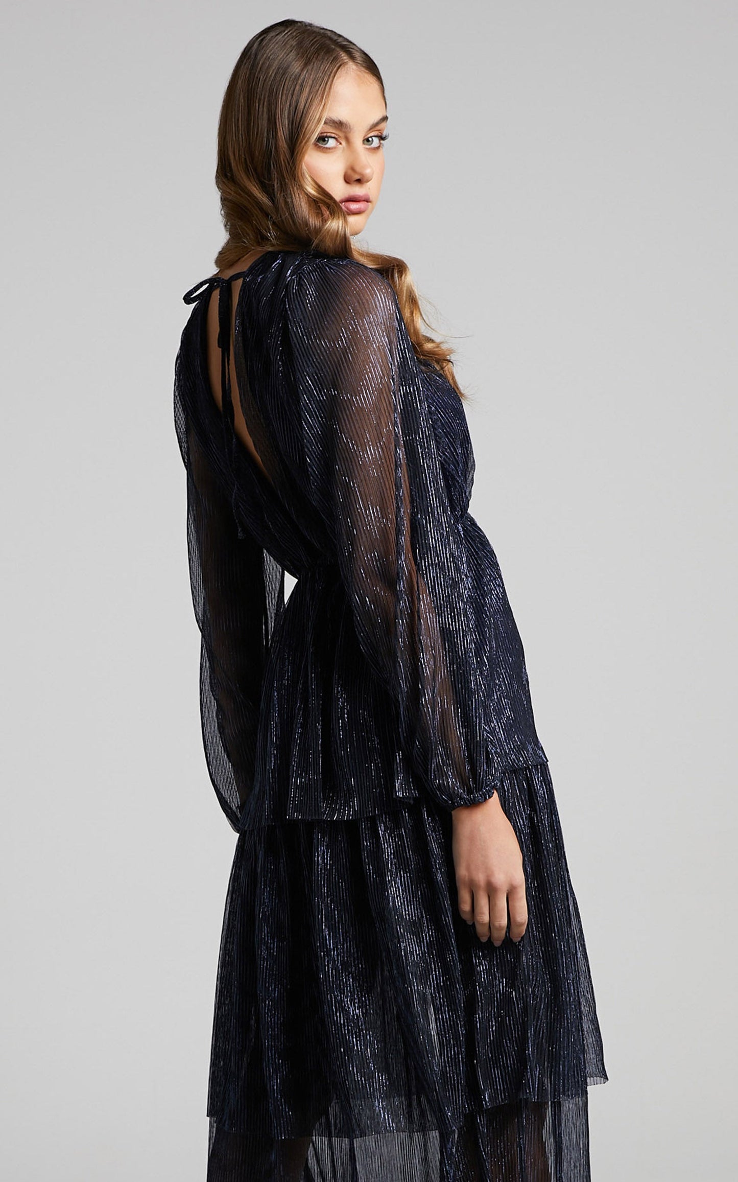Laurah Midi Dress - Plunge Neck Tiered Plisse Dress in Navy