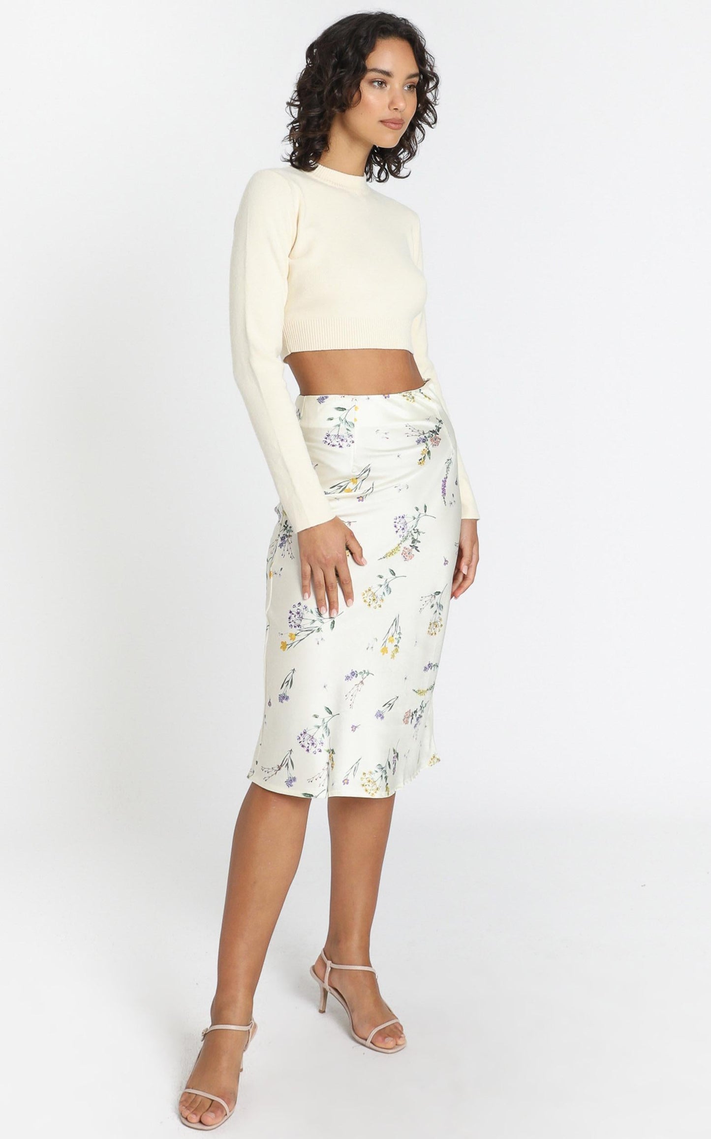 Creating Art Skirt in Botanical Floral