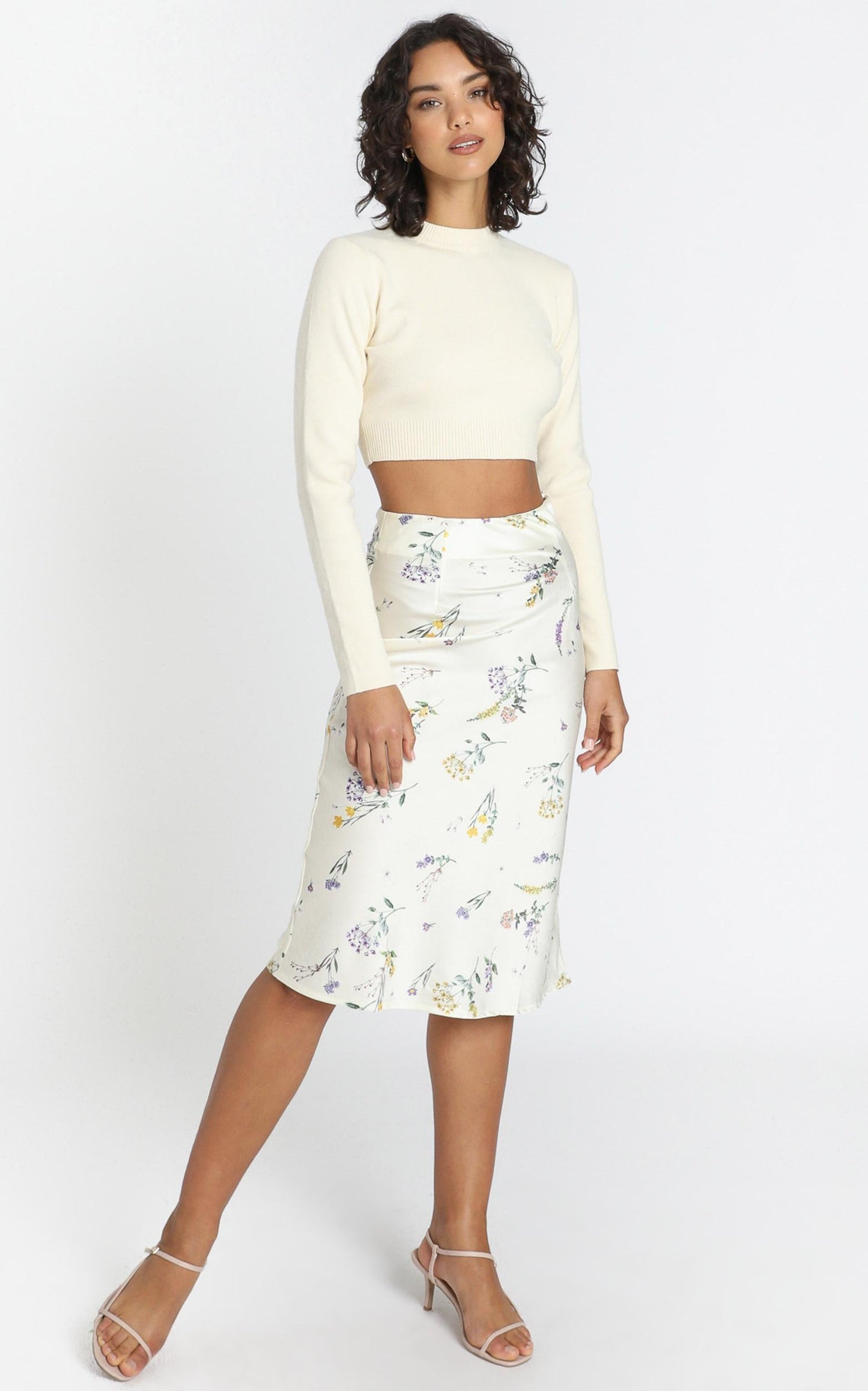 Creating Art Skirt in Botanical Floral