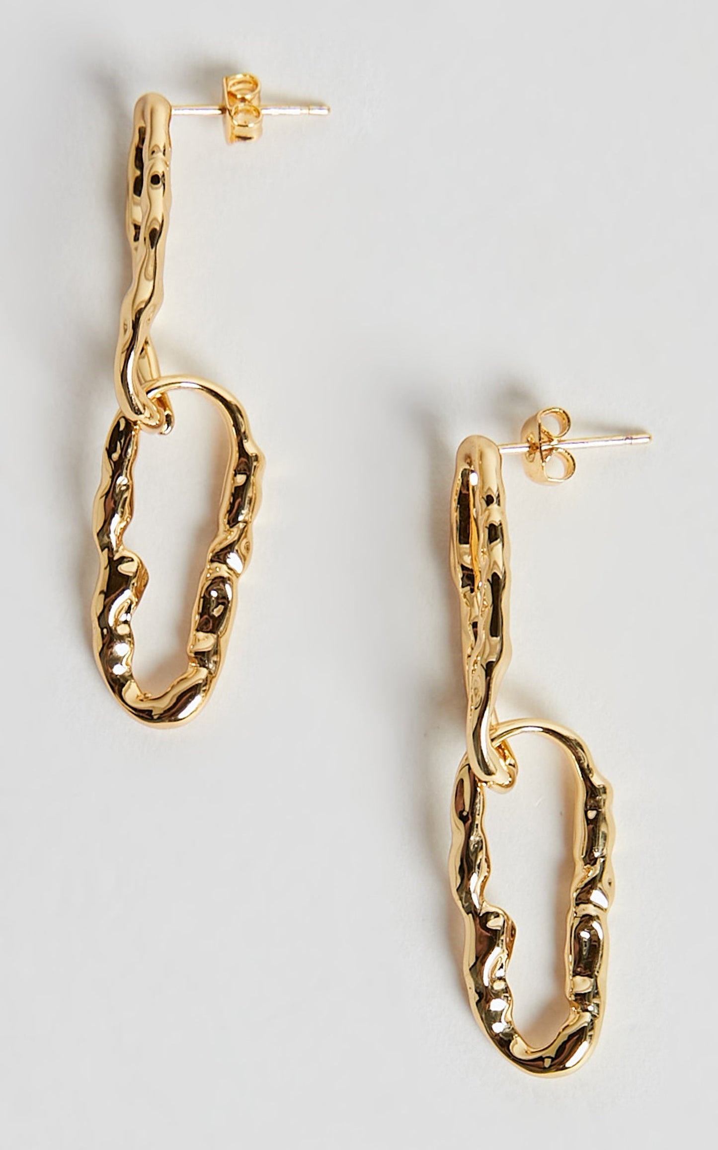 Alfonsina Chain Drop Earrings in Gold