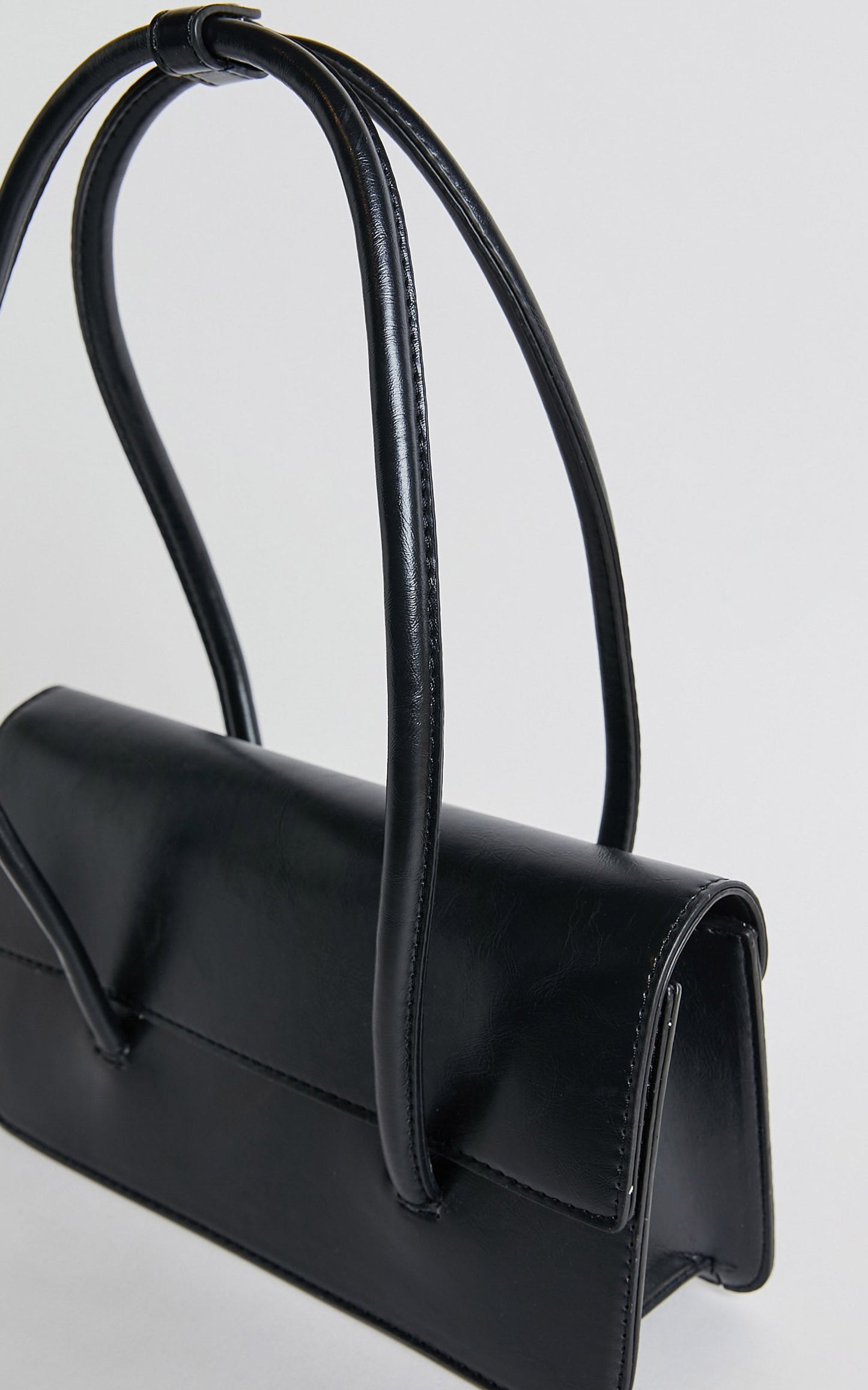 Tokyo Shoulder Bag in Black