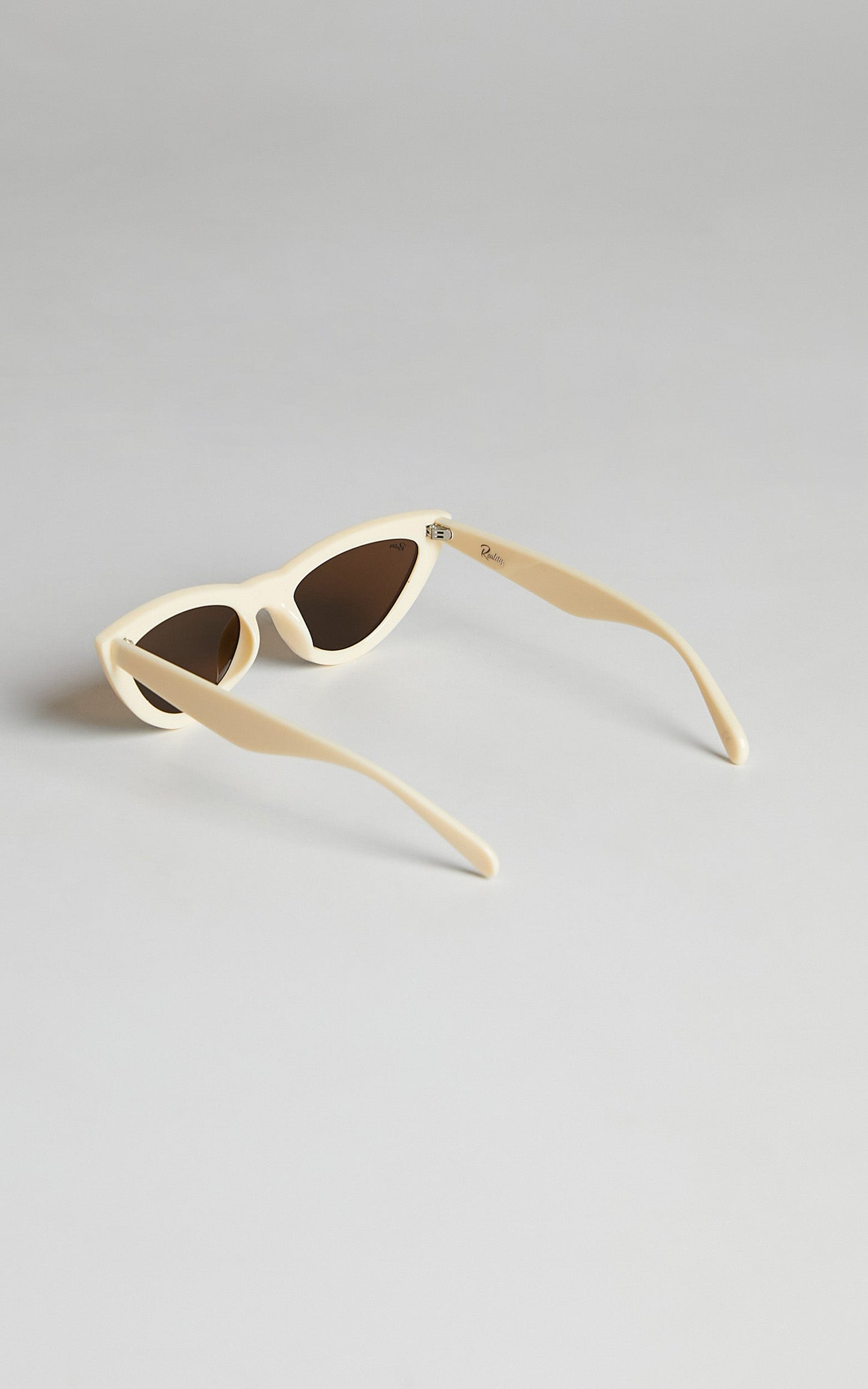 REALITY EYEWEAR - KISS KISS SUNGLASSES in Bone