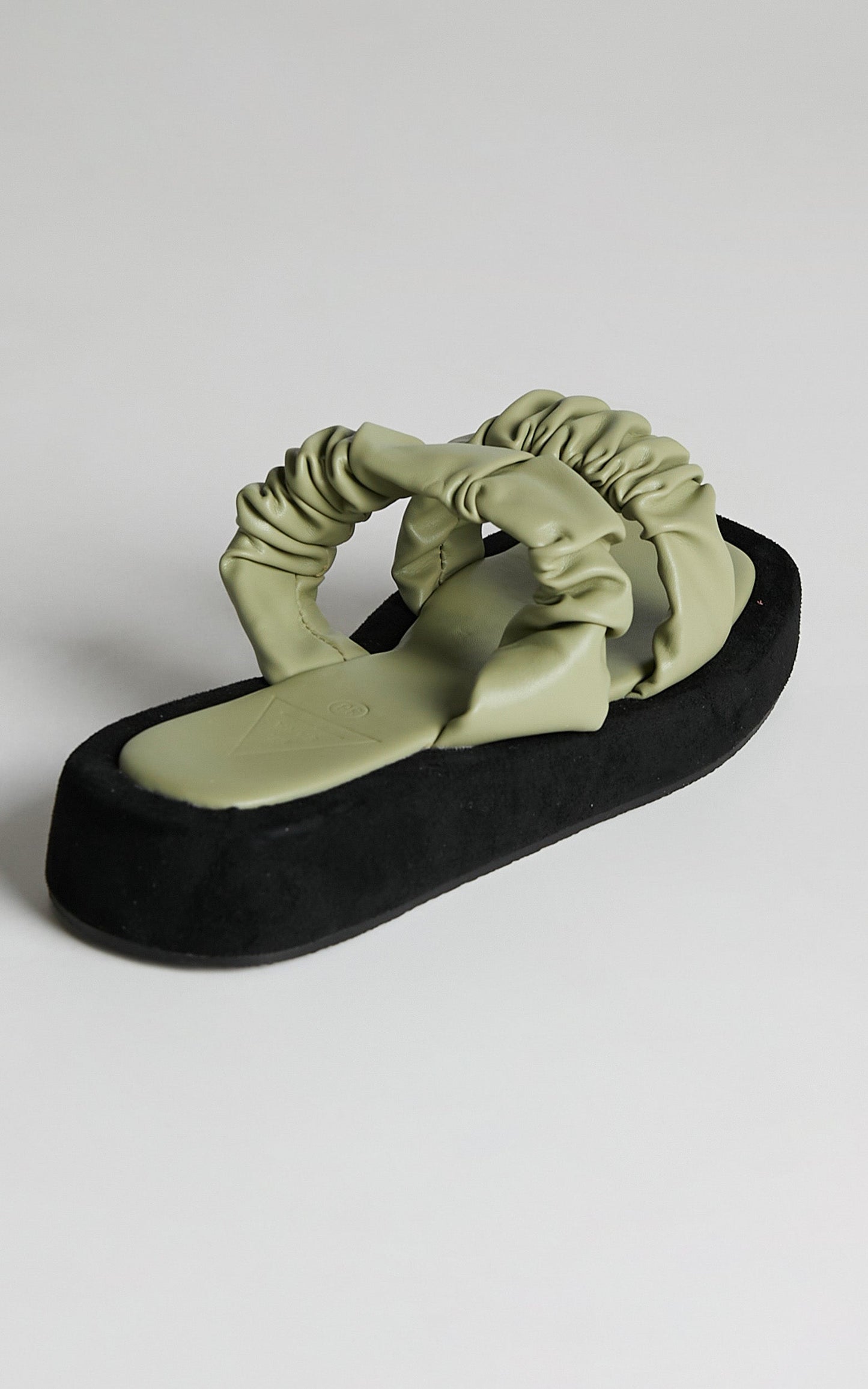 St Sana - Zadie Wedge in Pistachio