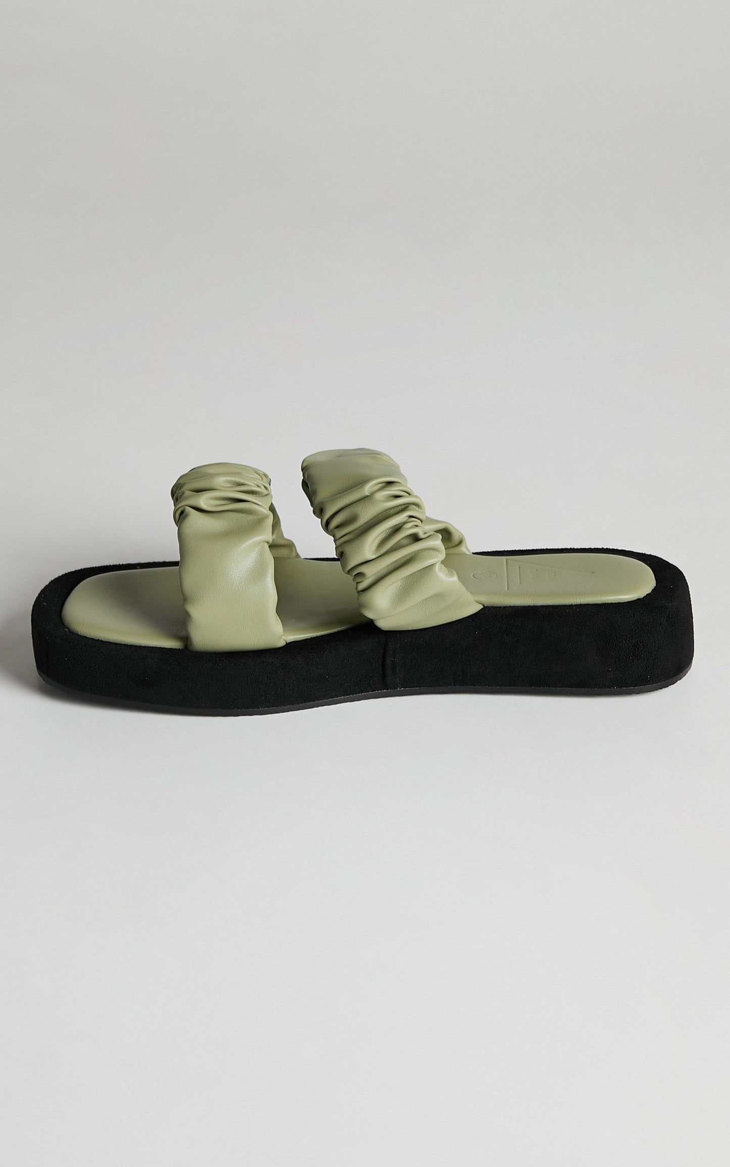 St Sana - Zadie Wedge in Pistachio