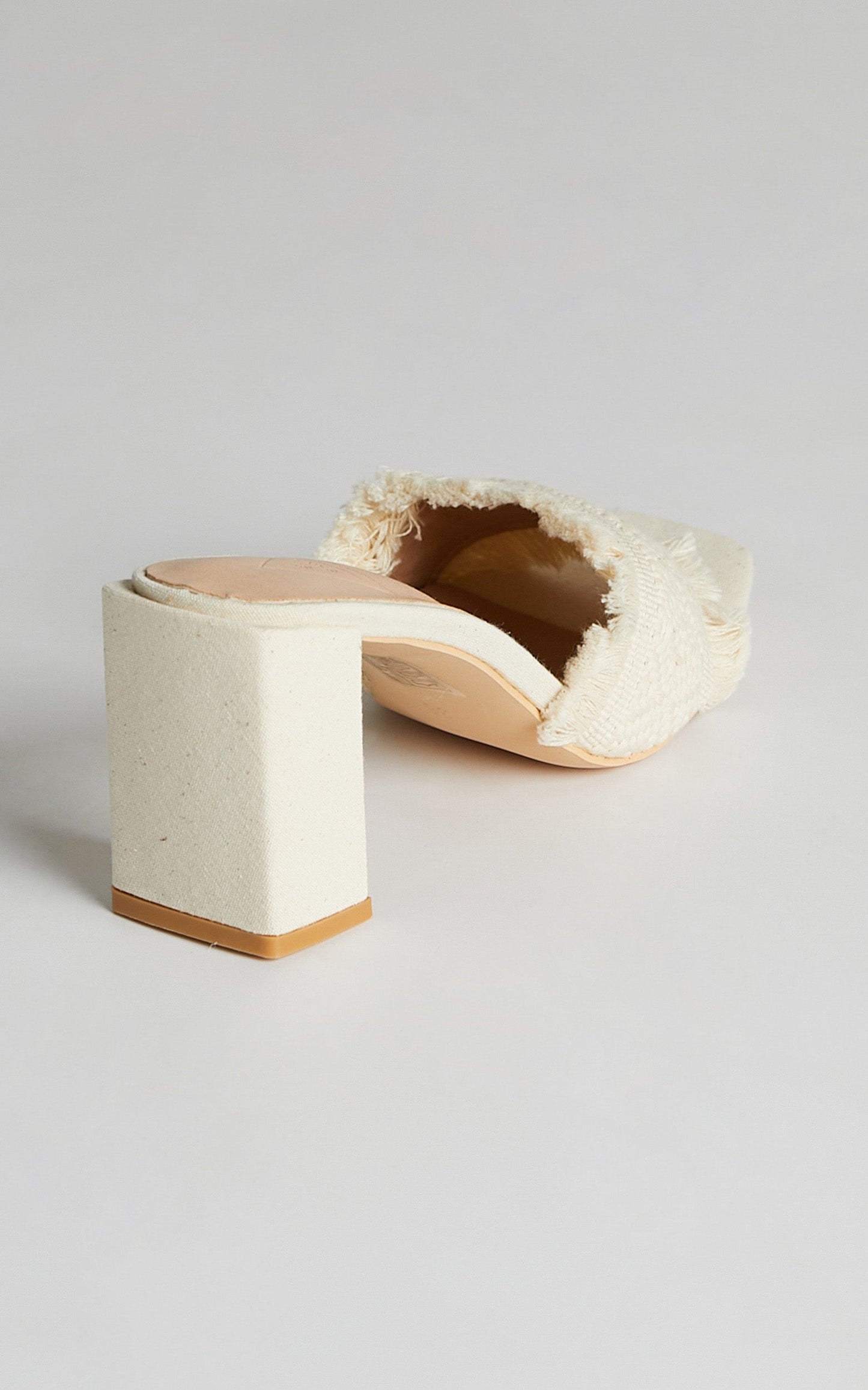 St Sana - Camilla Mule Heels in Natural