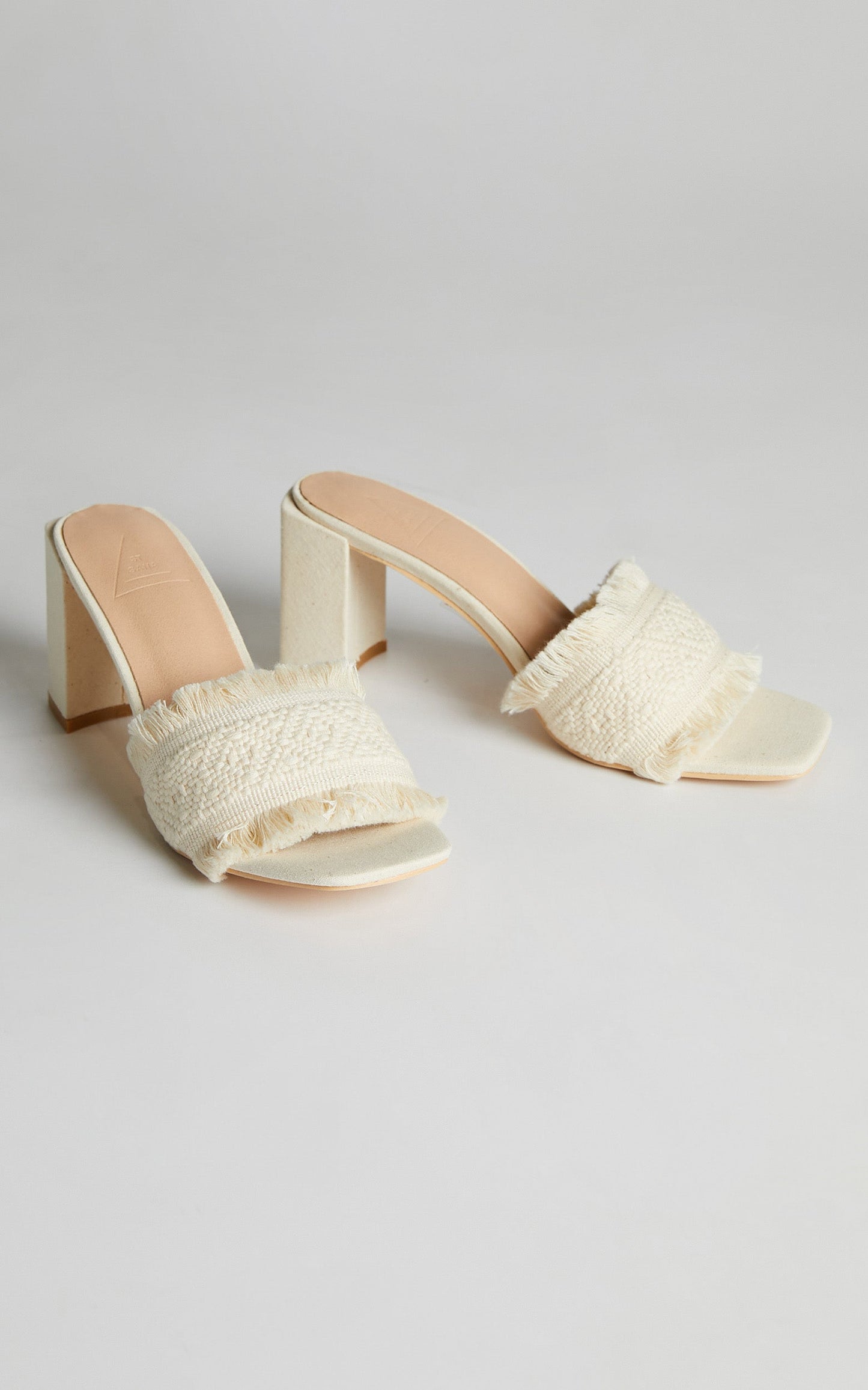 St Sana - Camilla Mule Heels in Natural