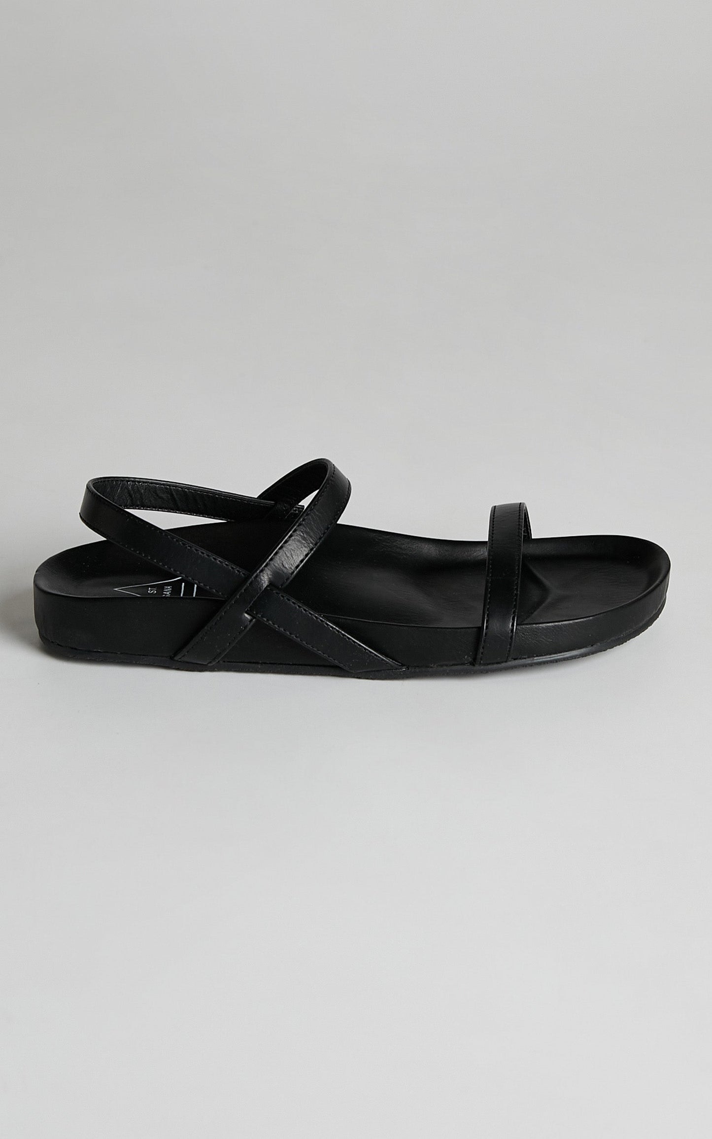 St Sana - Numero Wedge in Black