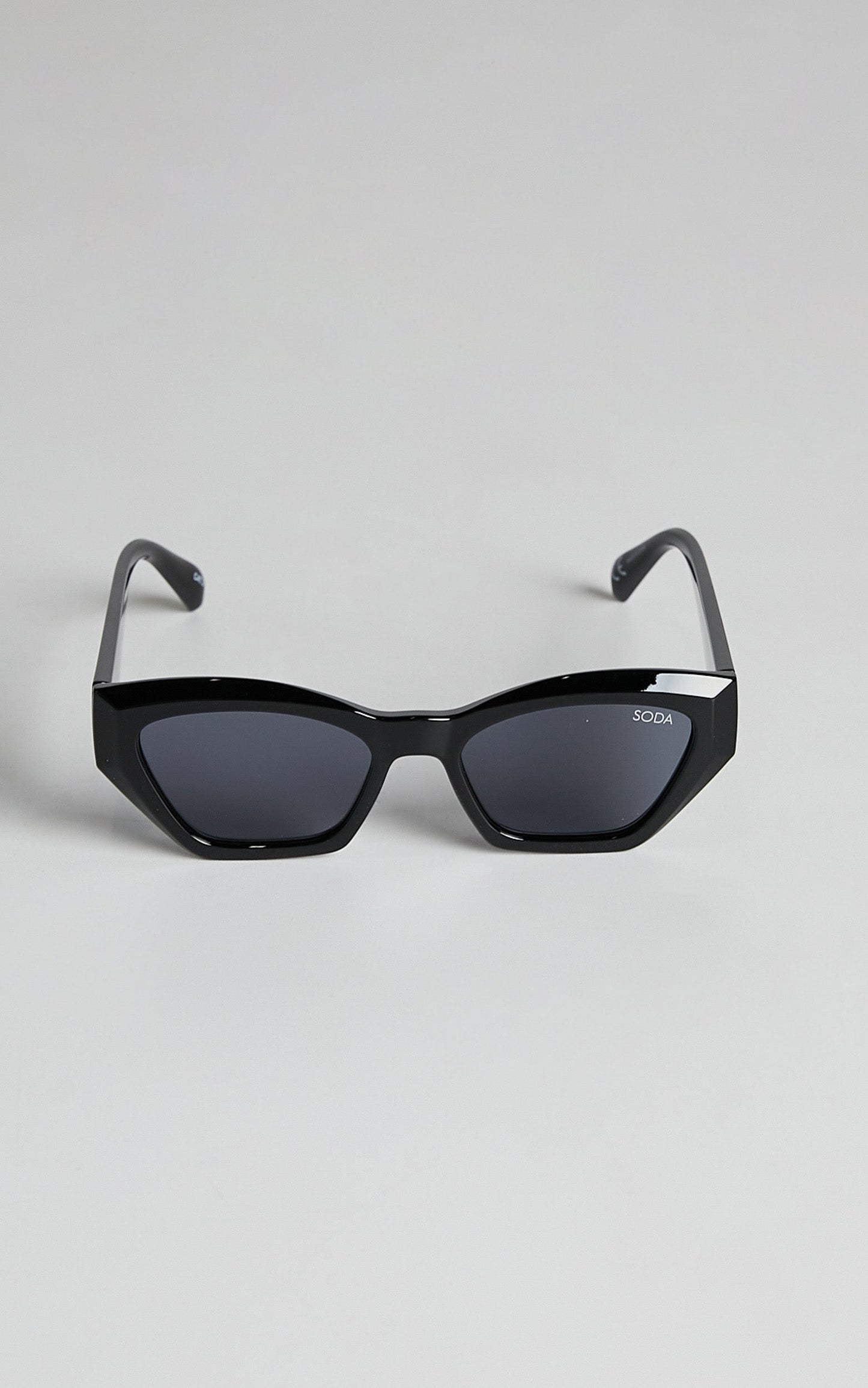 Soda Shades - Phoenix Sunglasses in Black