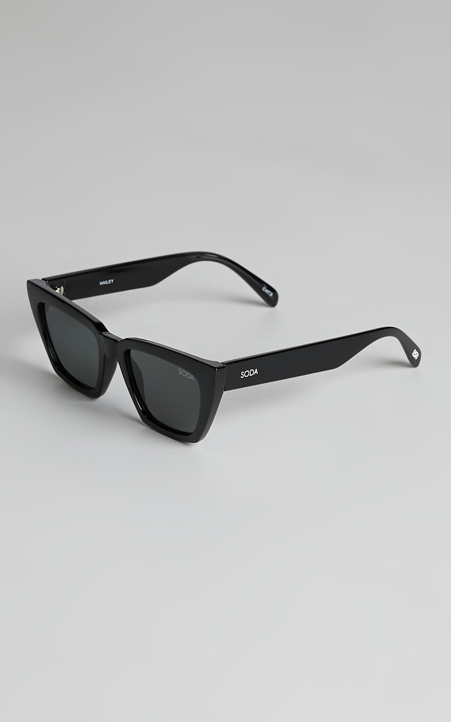 Soda Shades - Hailey Sunglasses in Black