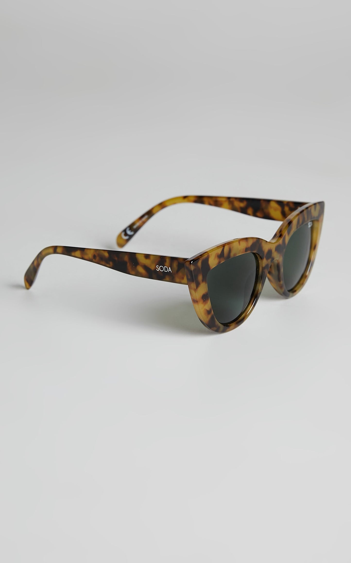 Soda Shades - Marilyn Sunglasses in Tort Light