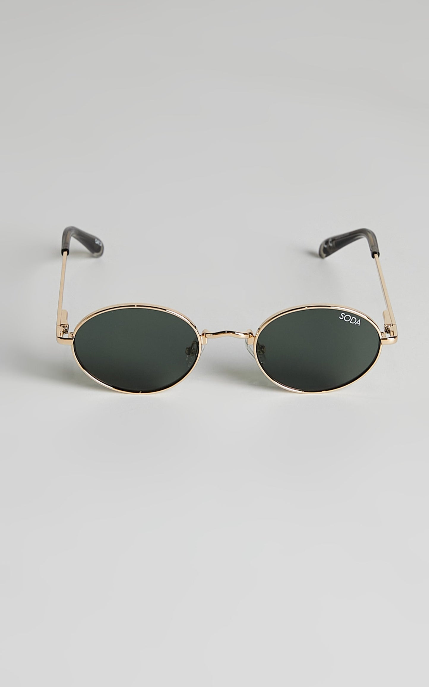 Soda Shades - Charlie Sunglasses in Gold/Green