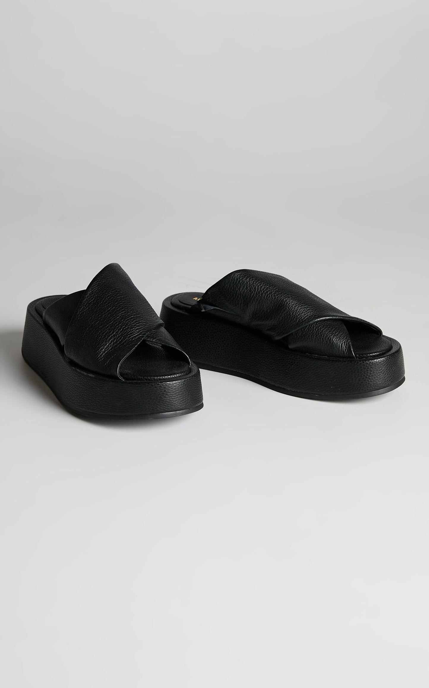 ALIAS MAE - YOKO SLIDES in BLACK TUMBLE