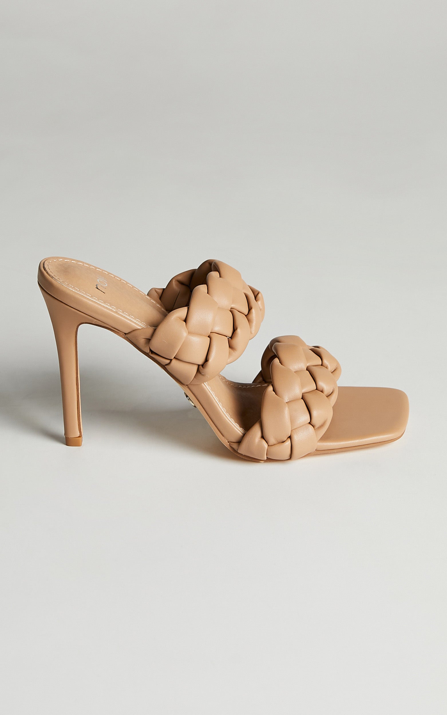 NOVO - MANEATER HEELS in buff