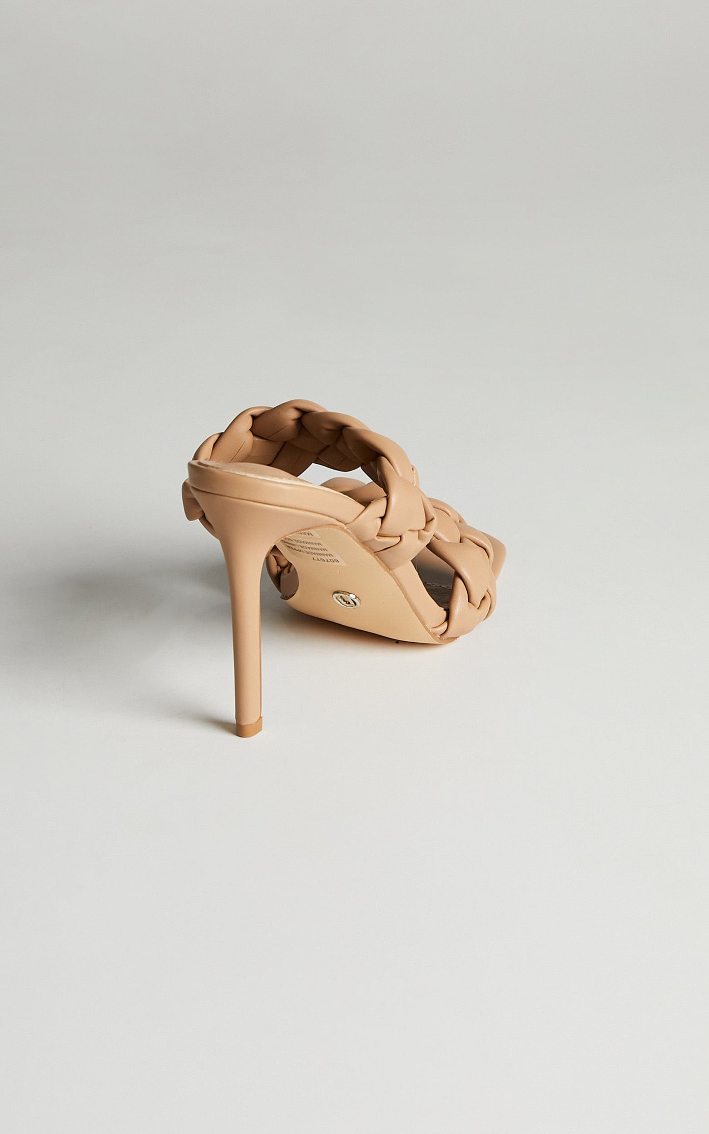 NOVO - MANEATER HEELS in buff