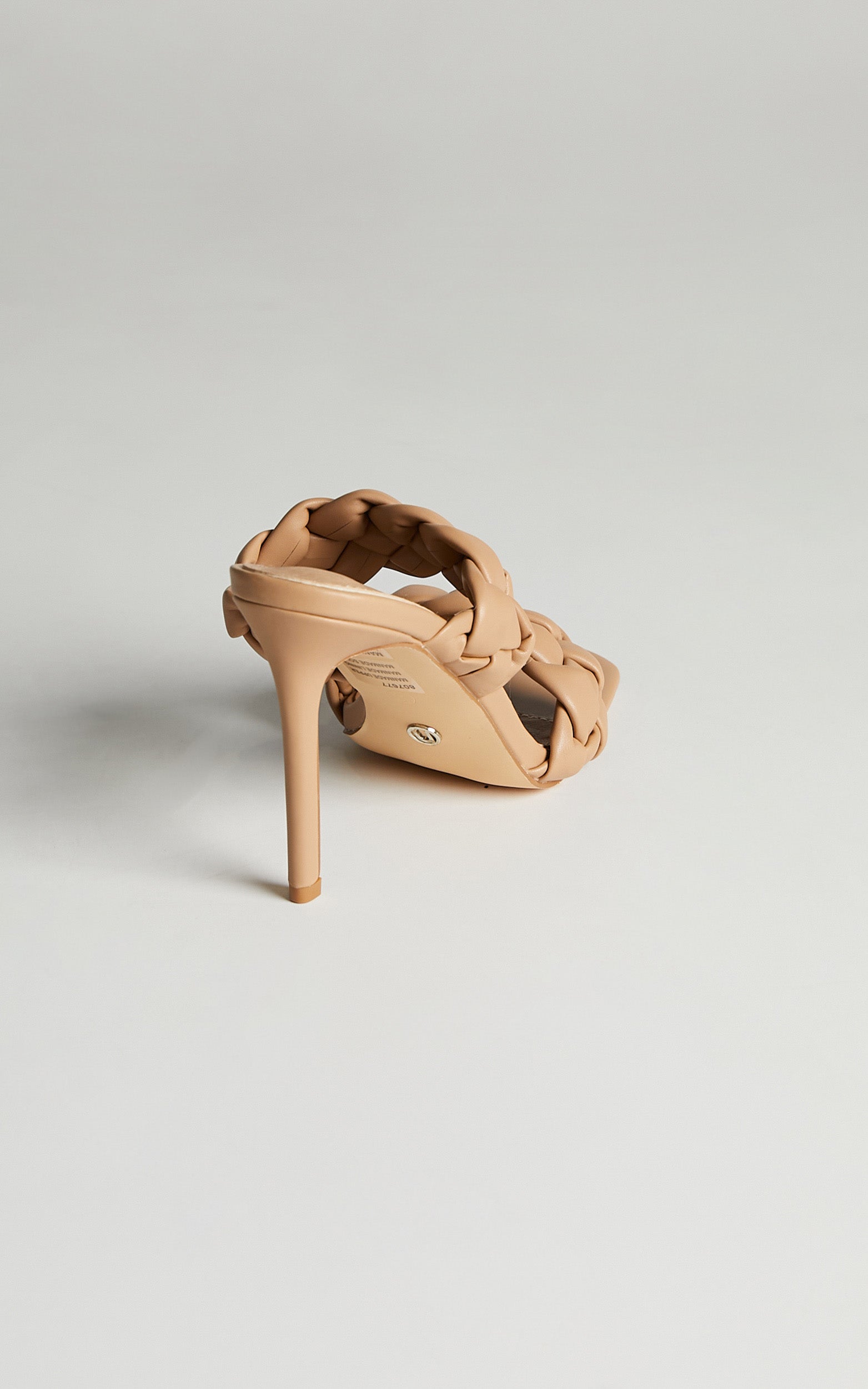 NOVO - MANEATER HEELS in buff