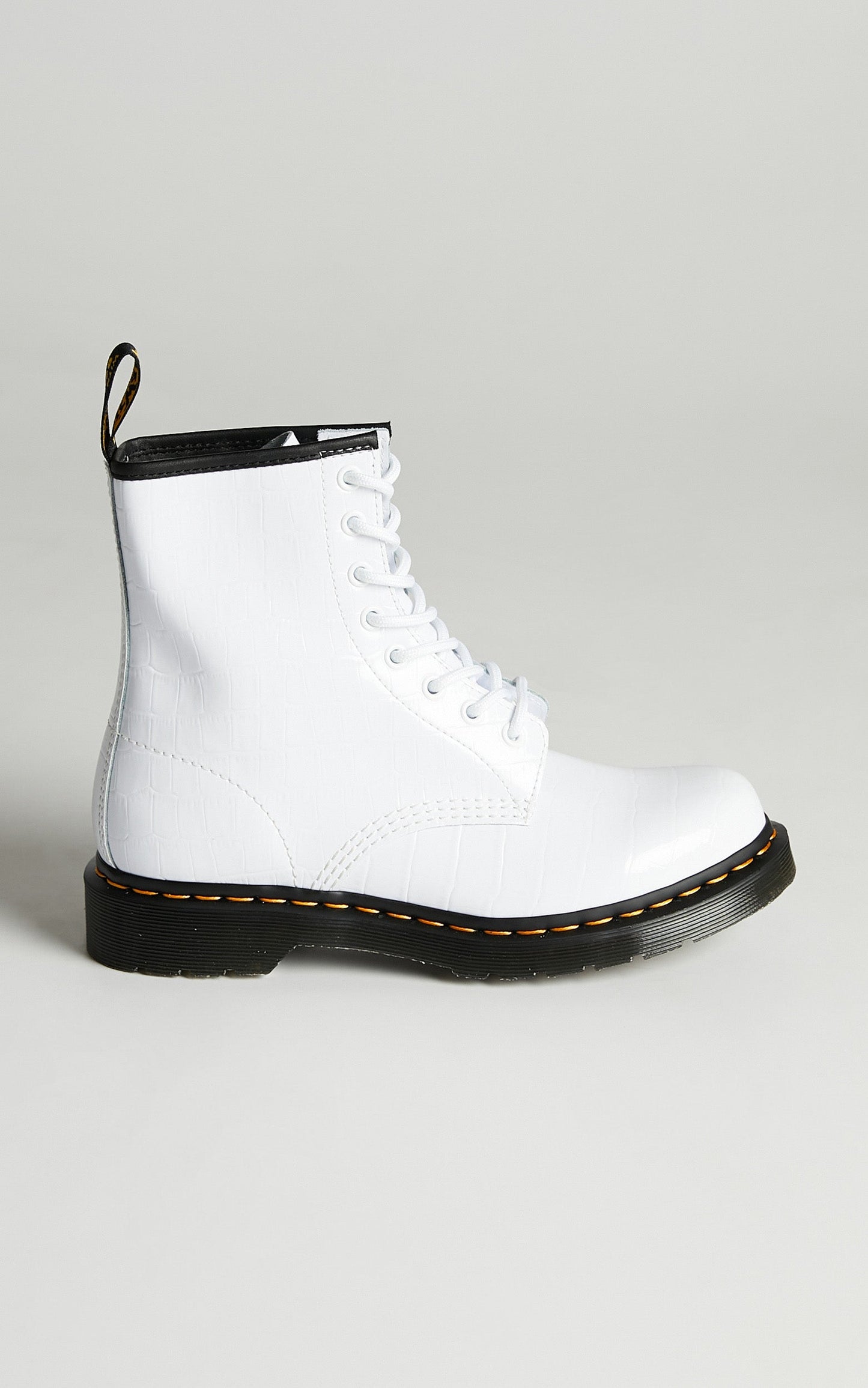 Dr. Martens - 1460 W 8 Eye Boot in White Patent Lamper Croc Emboss