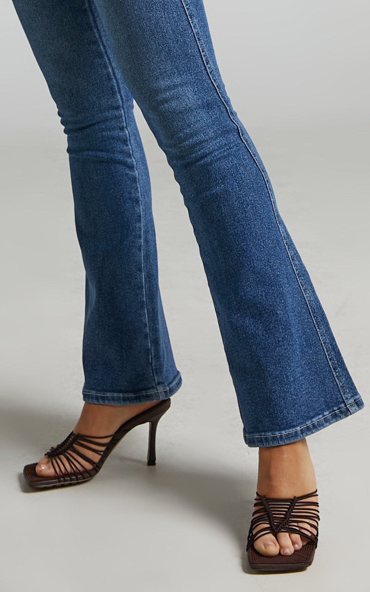 ALIAS MAE - LETTIE HEELS in CHOC