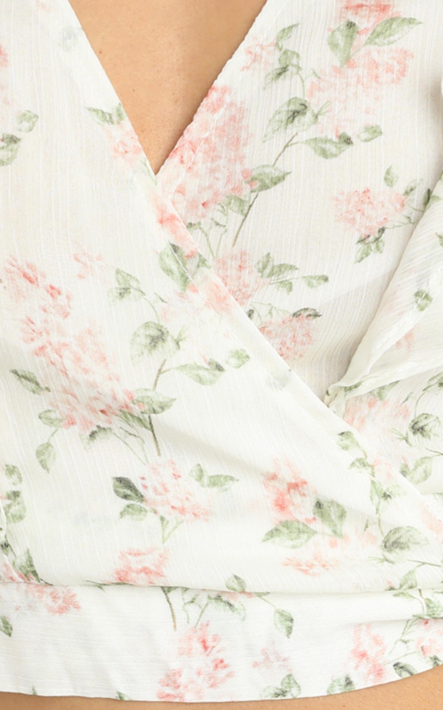 Desde Top in White Floral