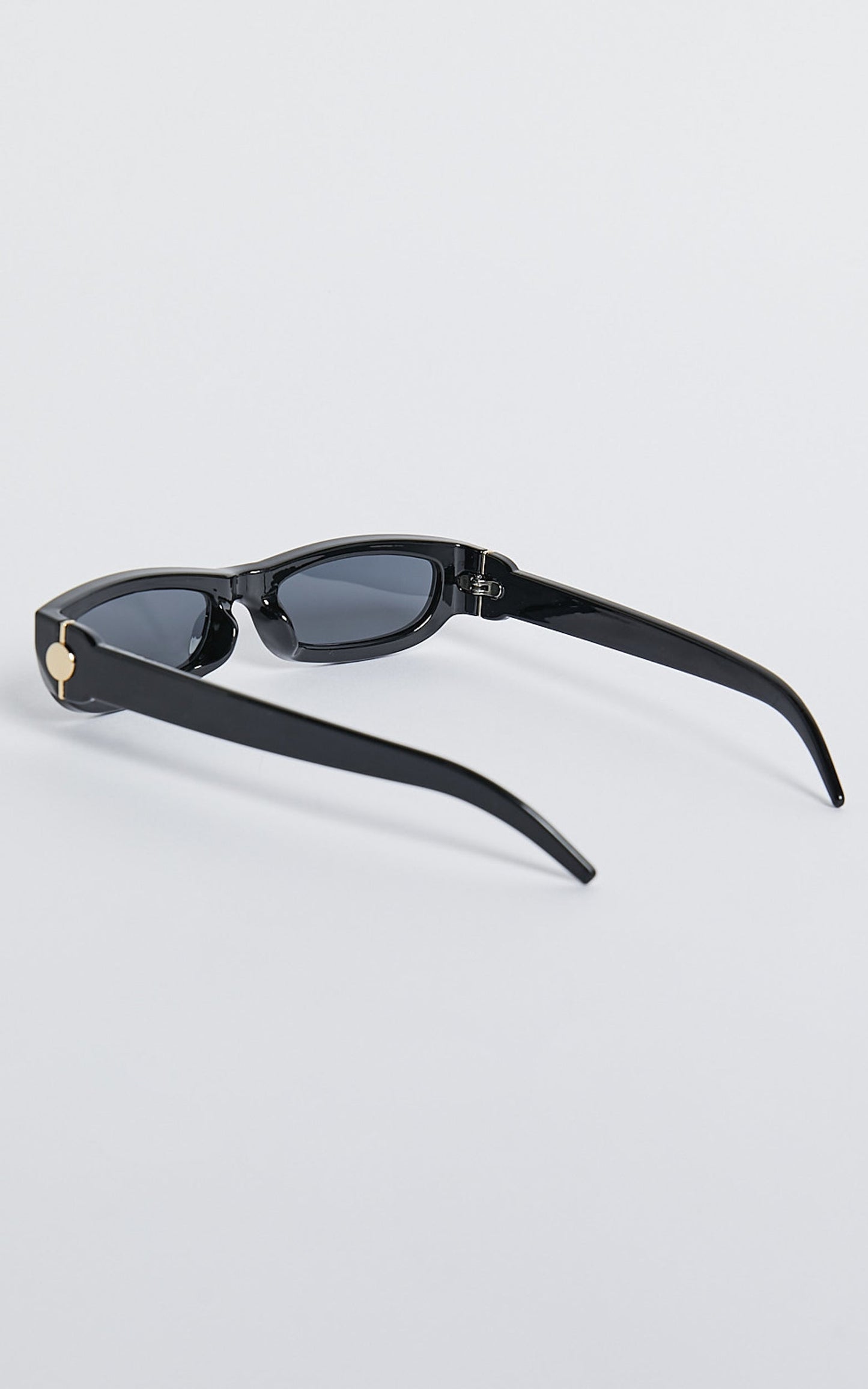 Connor Sunglasses - Thin Rectangle Sunglasses in Black