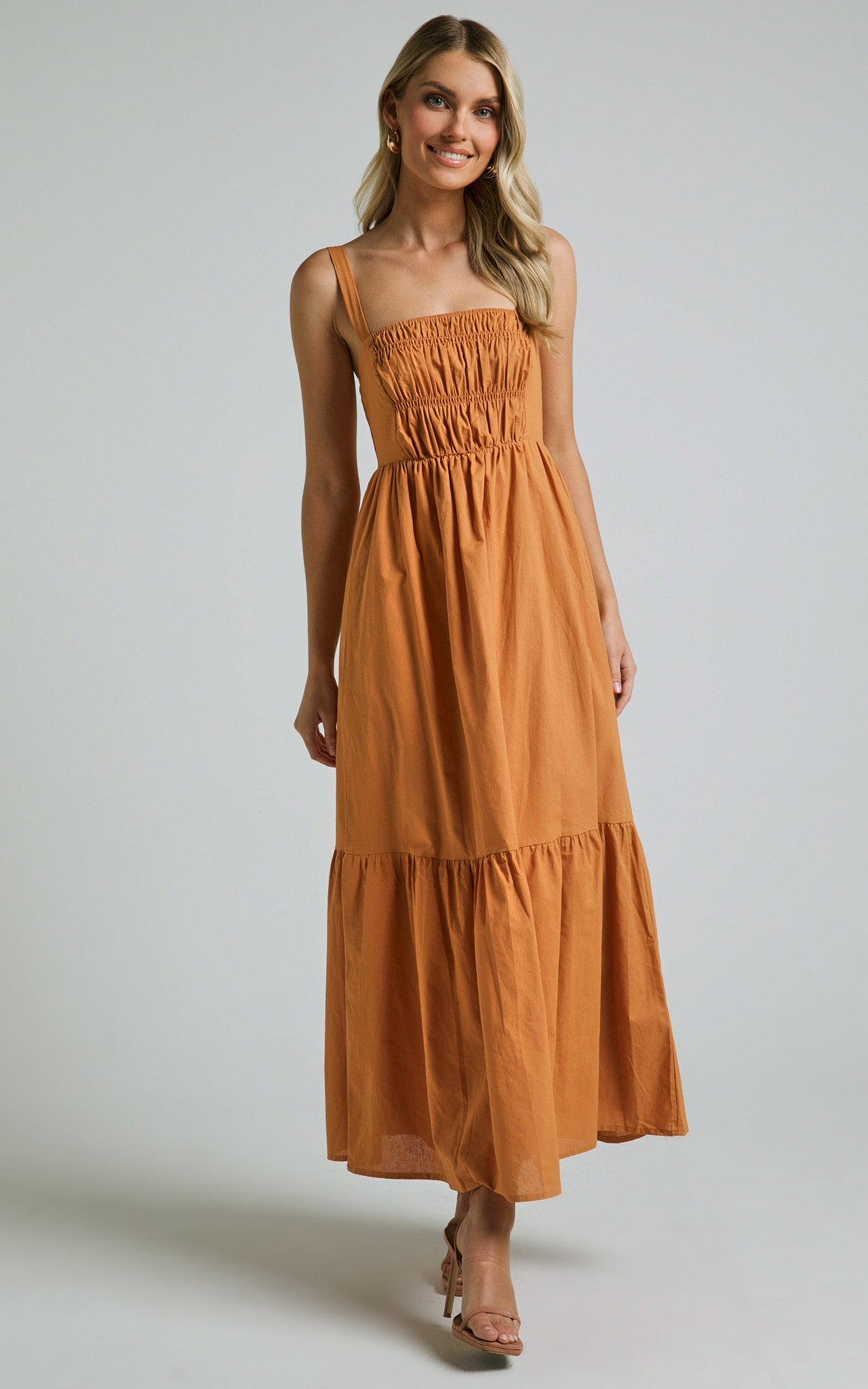 Mauree Maxi Dress - Straight Sleeveless Tiered Dress in Caramel