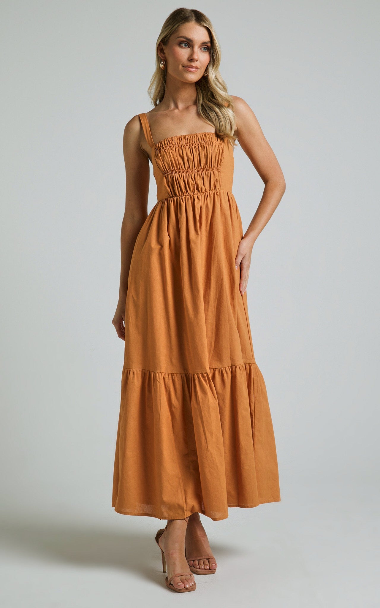 Mauree Maxi Dress - Straight Sleeveless Tiered Dress in Caramel
