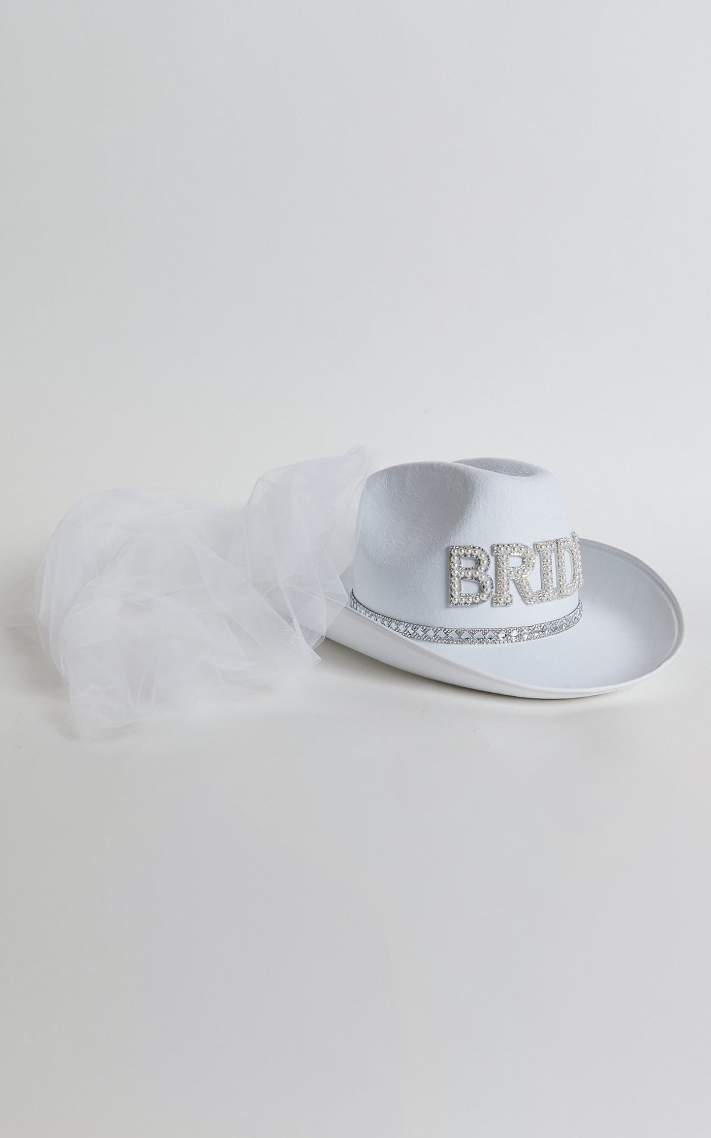 Shayne Bridal Cowboy Hat Veil in White