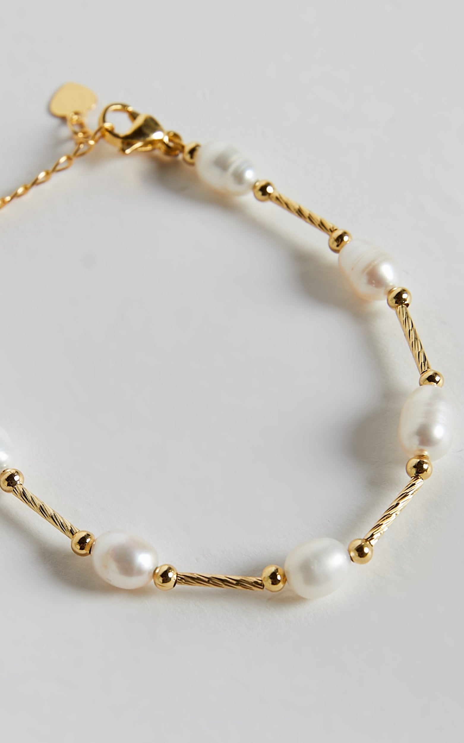 Irene Bracelet - Floating Pearl Bracelet in Gold
