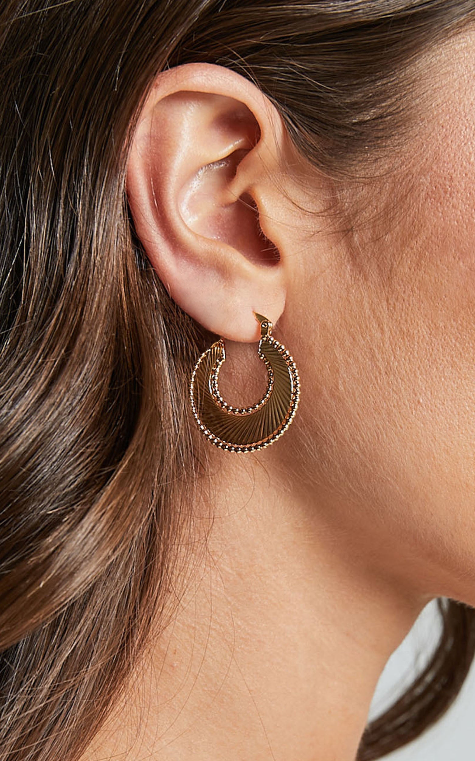 Aaliya Earrings - Chunky Hoop Earrings in Gold