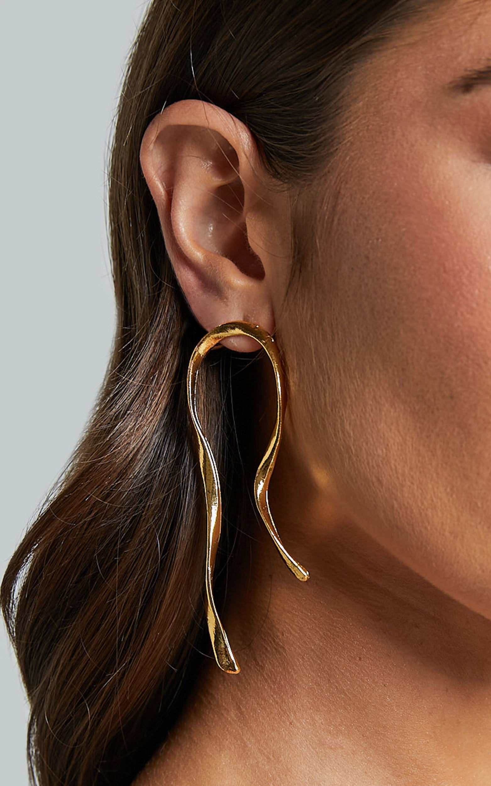 Caleb Drop Earrings in Gold