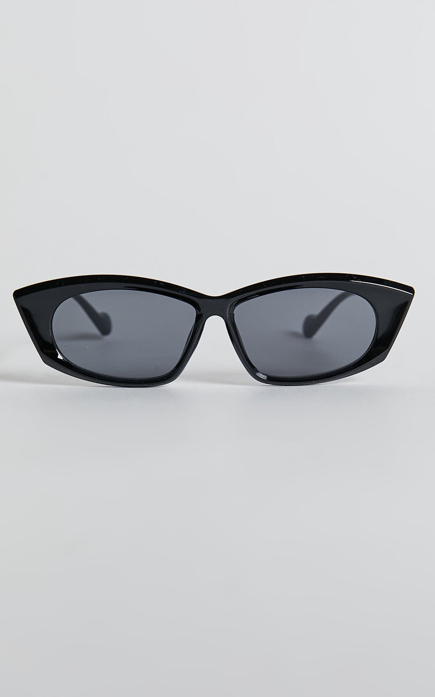 Melville Sunglasses - Rectangle Cat Eye Sunglasses in Black