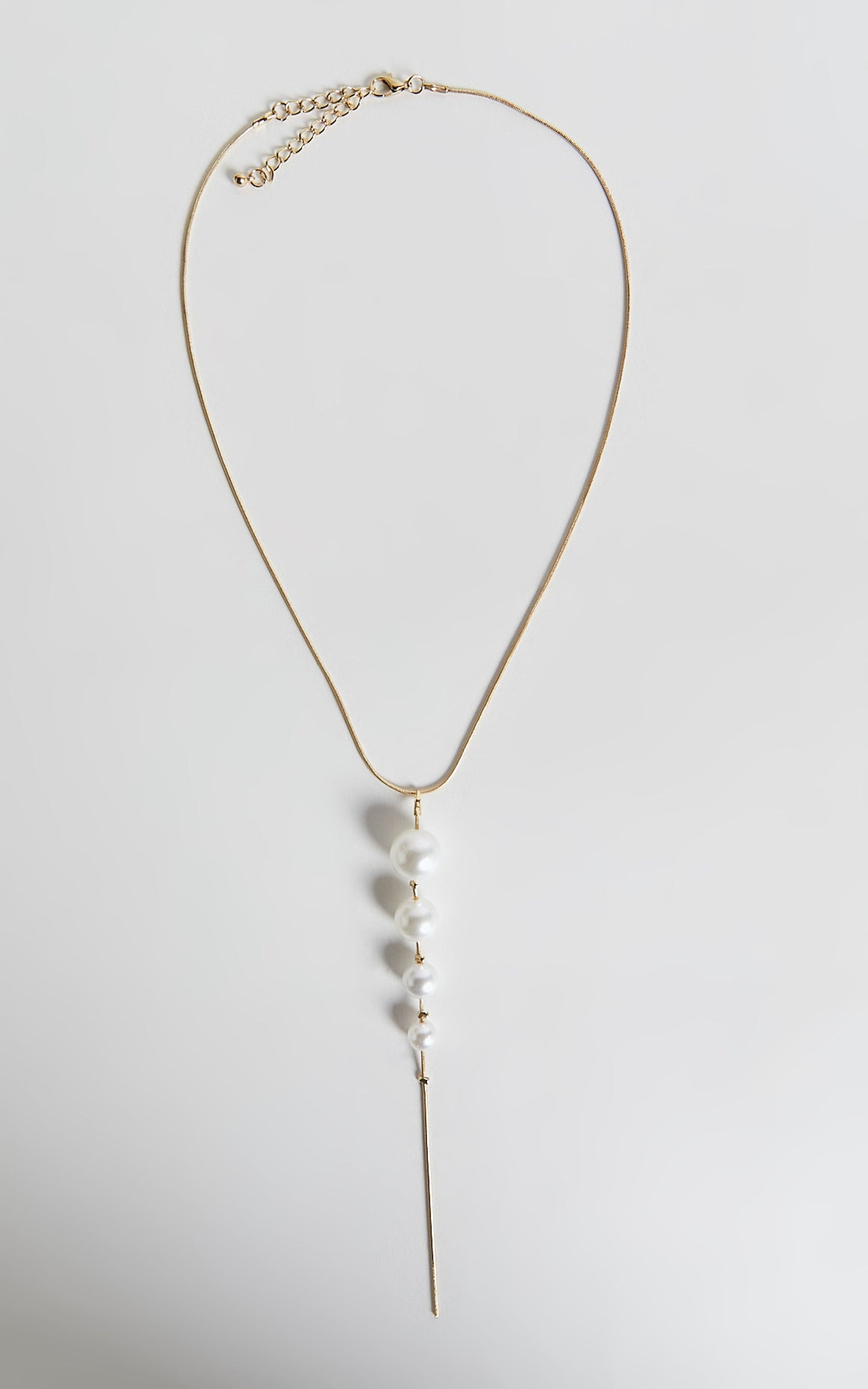 Carila Pearl Pendant Necklace in Gold